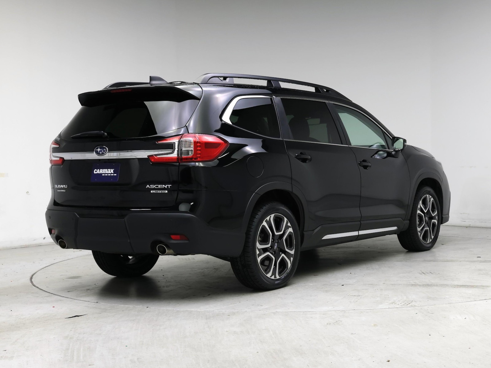 2023 Subaru Ascent Limited - Photo 9