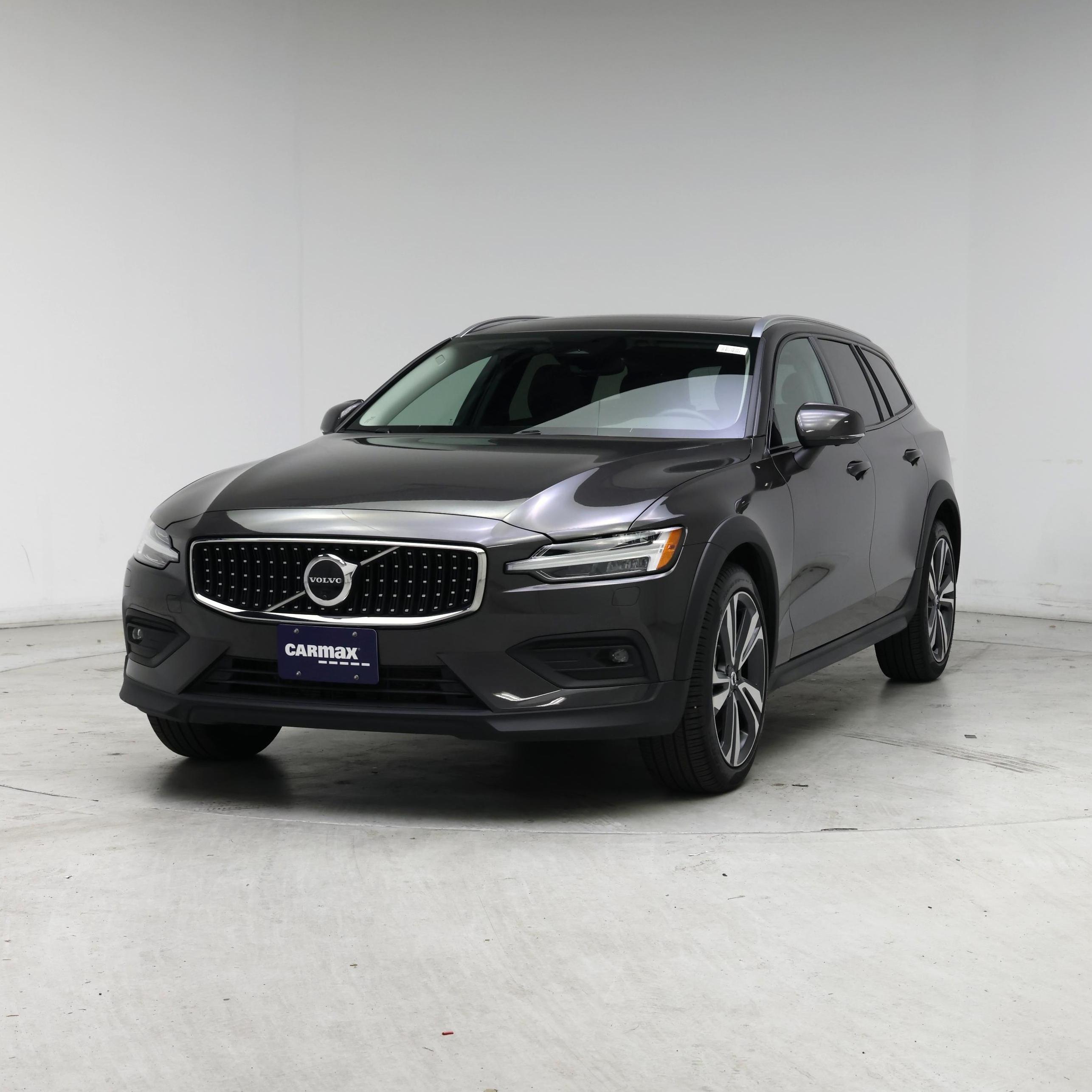 Thumbnail: 2025 Volvo S60 - 4