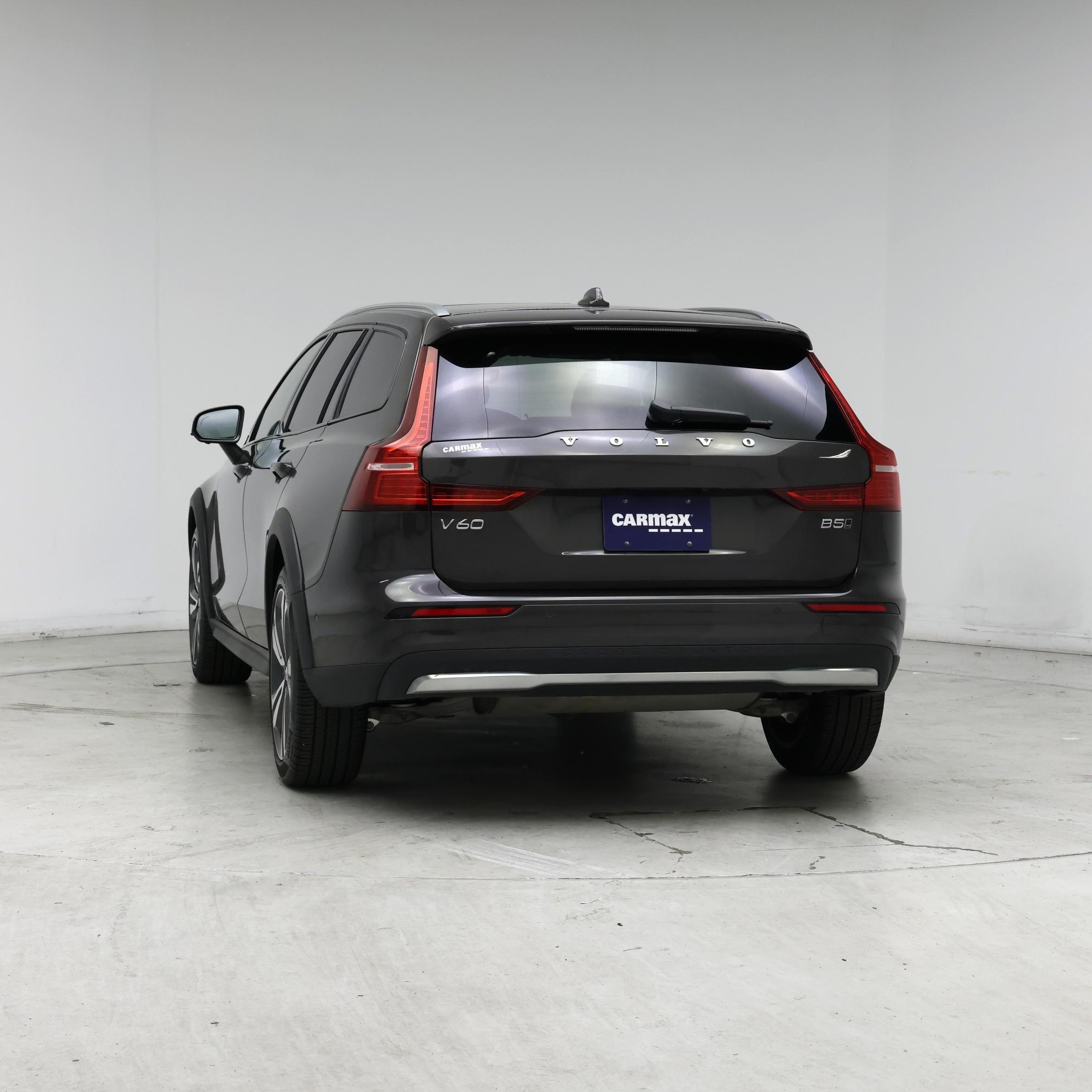 Thumbnail: 2025 Volvo S60 - 6