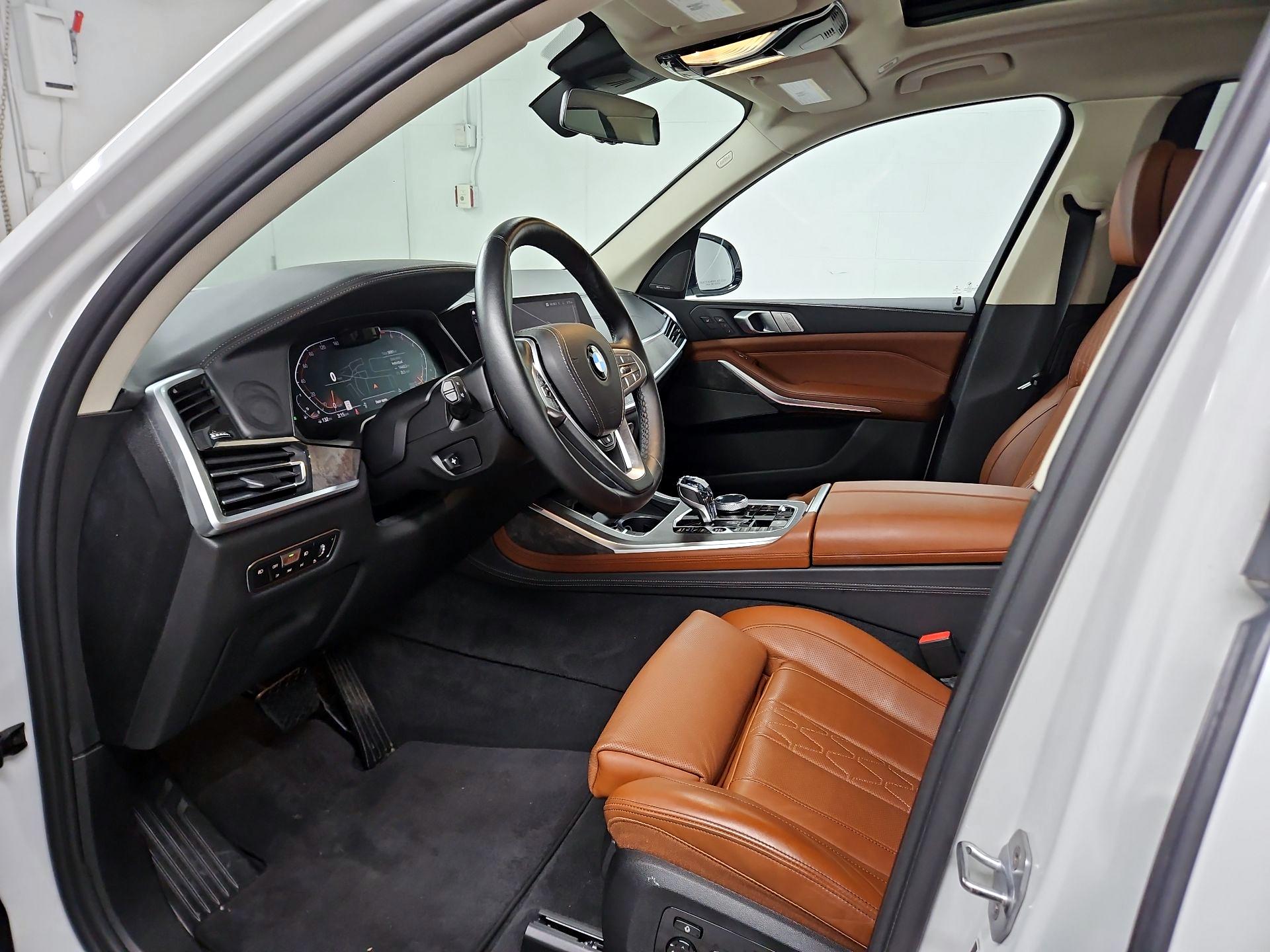 Thumbnail: 2020 BMW X7 - 11