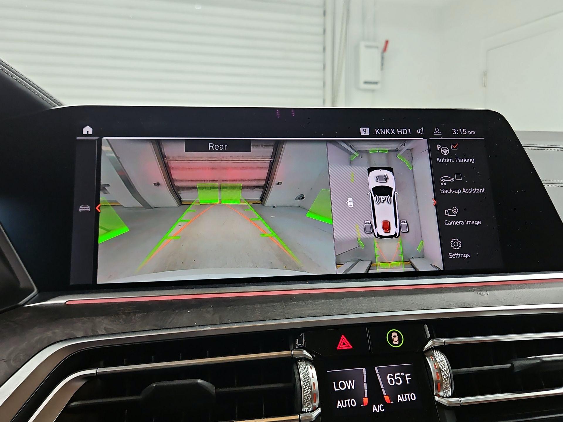 Thumbnail: 2020 BMW X7 - 15