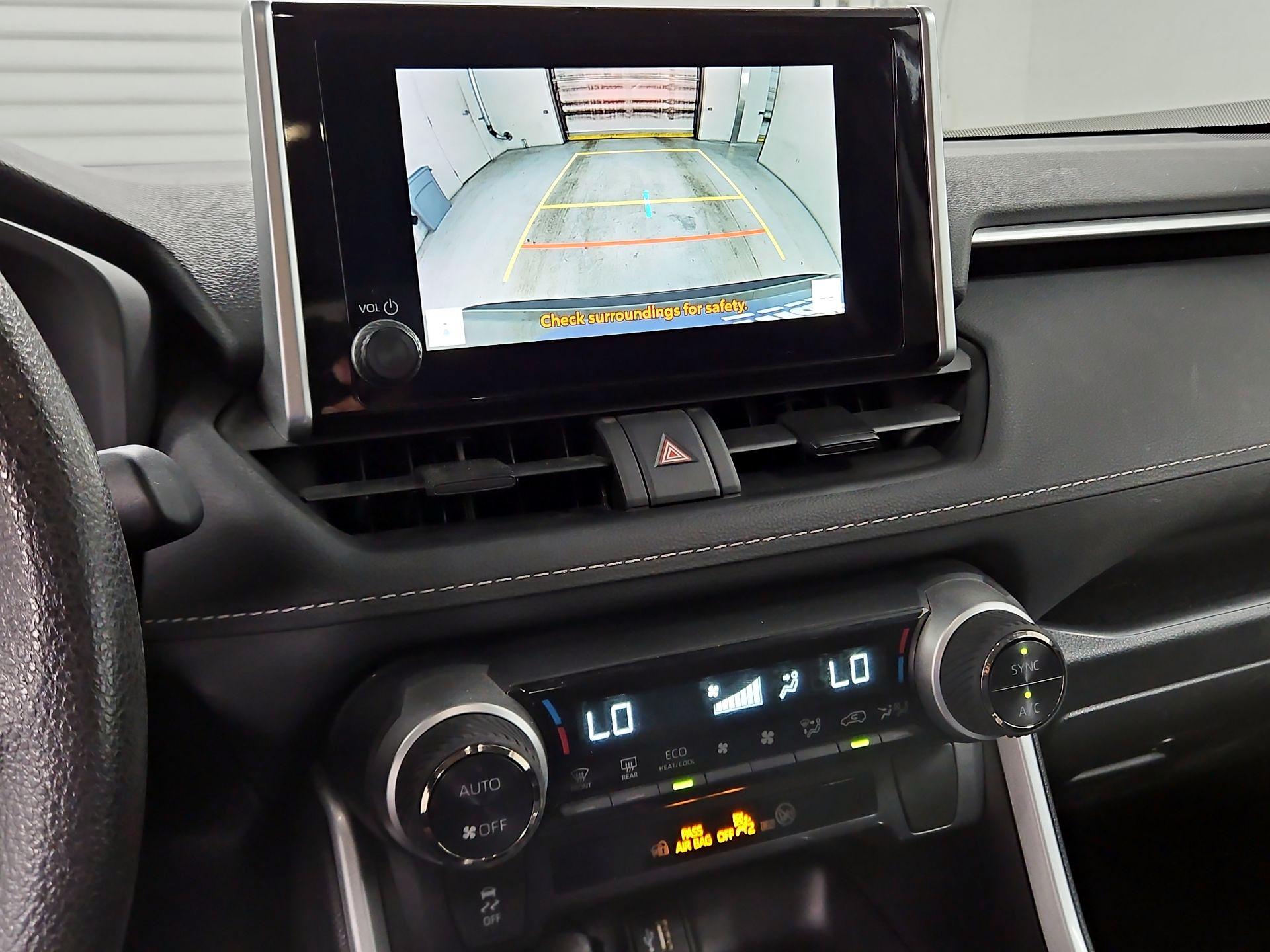 Thumbnail: 2024 Toyota RAV4 - 14