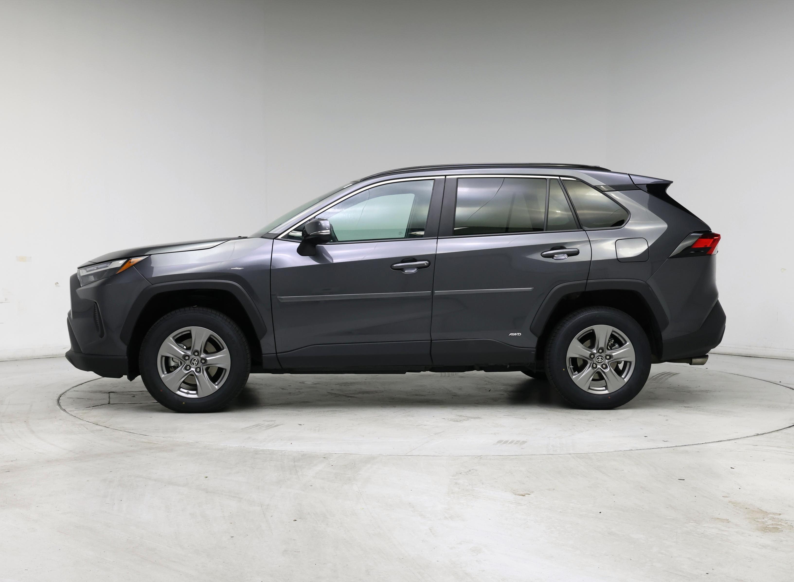 Thumbnail: 2024 Toyota RAV4 - 3
