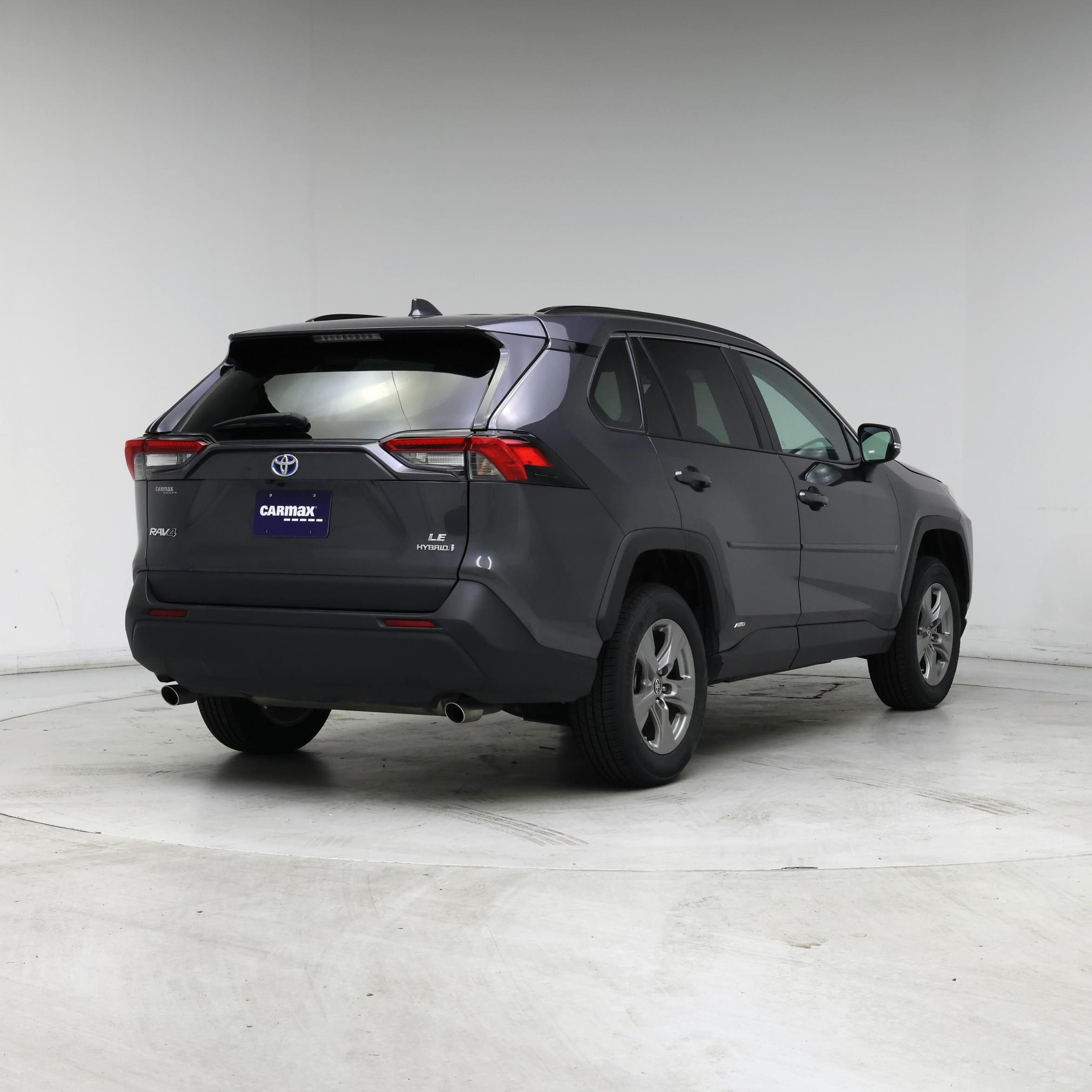 Thumbnail: 2024 Toyota RAV4 - 8