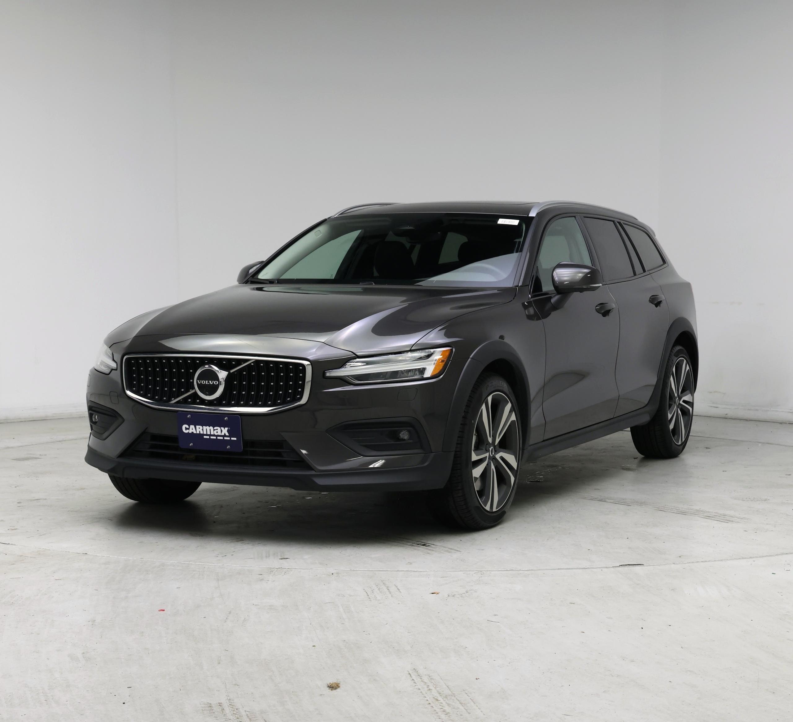 Thumbnail: 2025 Volvo S60 - 4