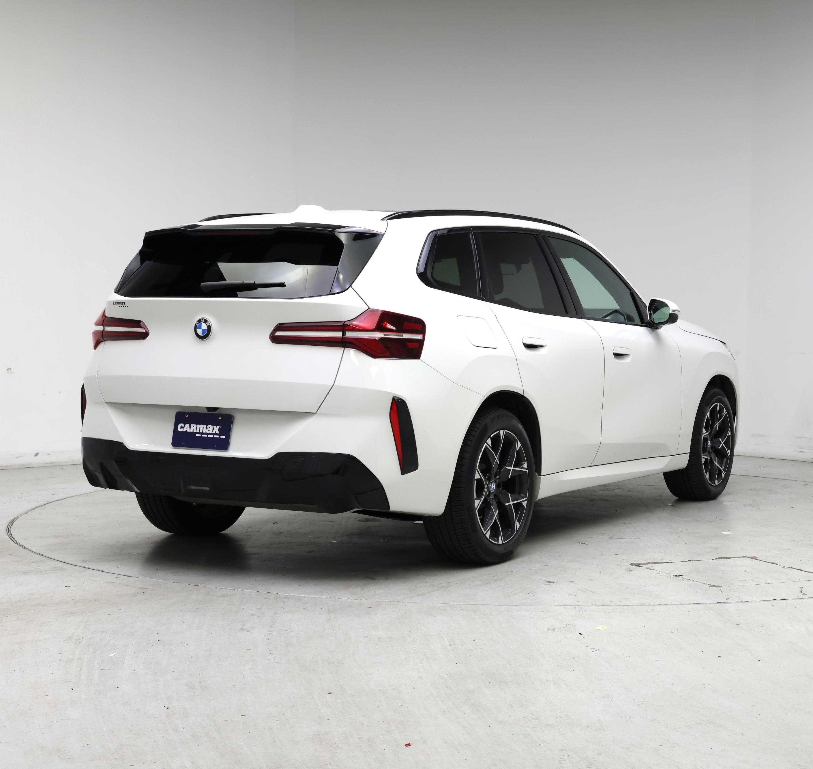 Thumbnail: 2025 BMW X3 - 8