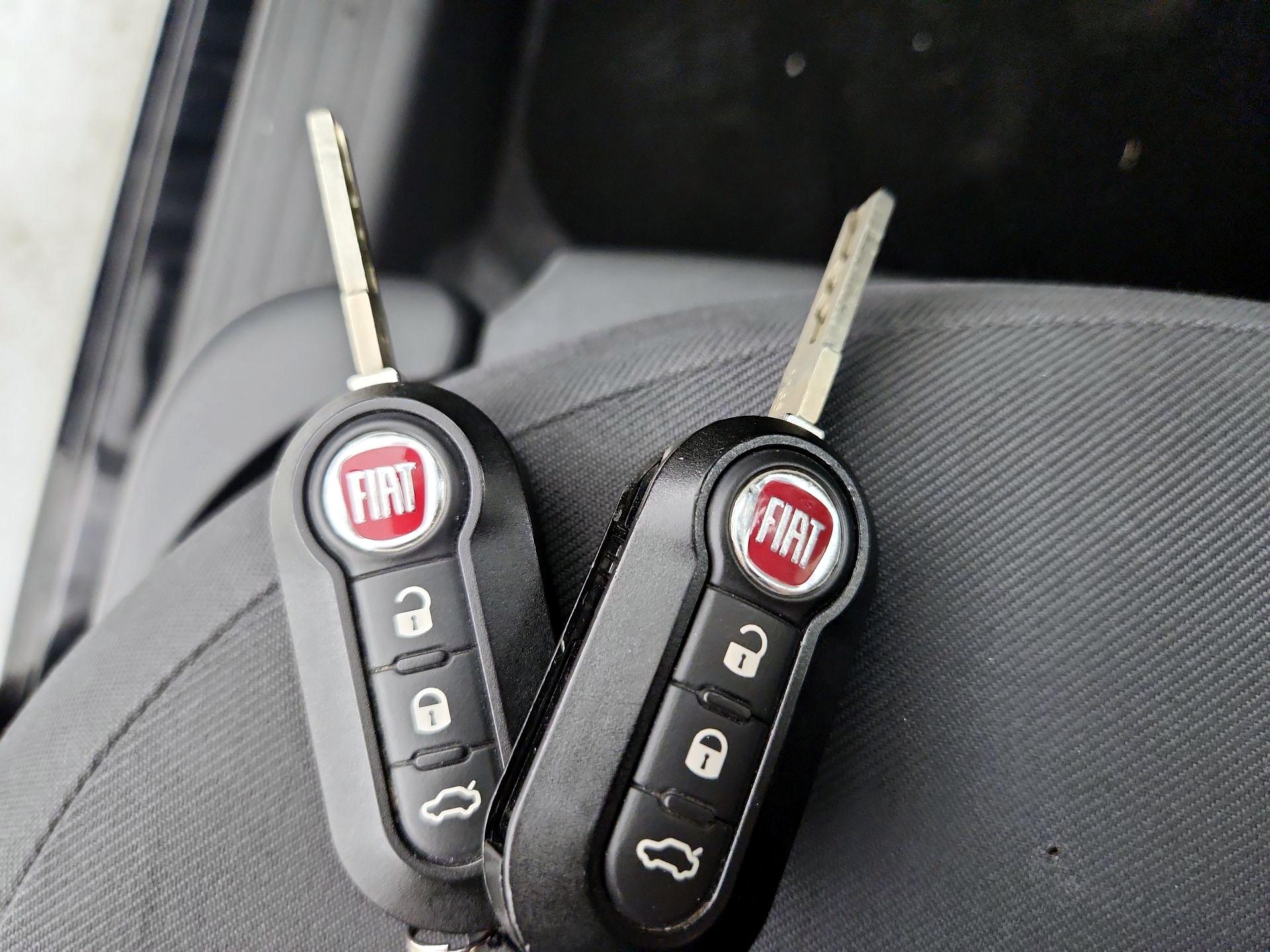 Thumbnail: 2016 Fiat 500 - 20