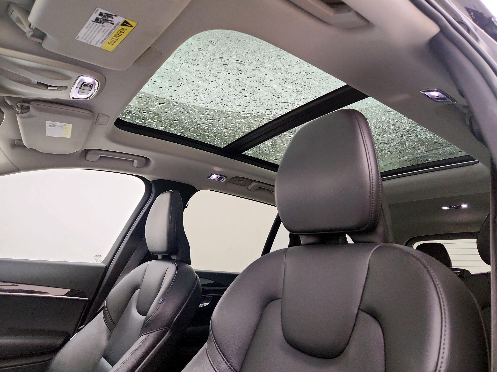 Thumbnail: 2019 Volvo XC90 - 19
