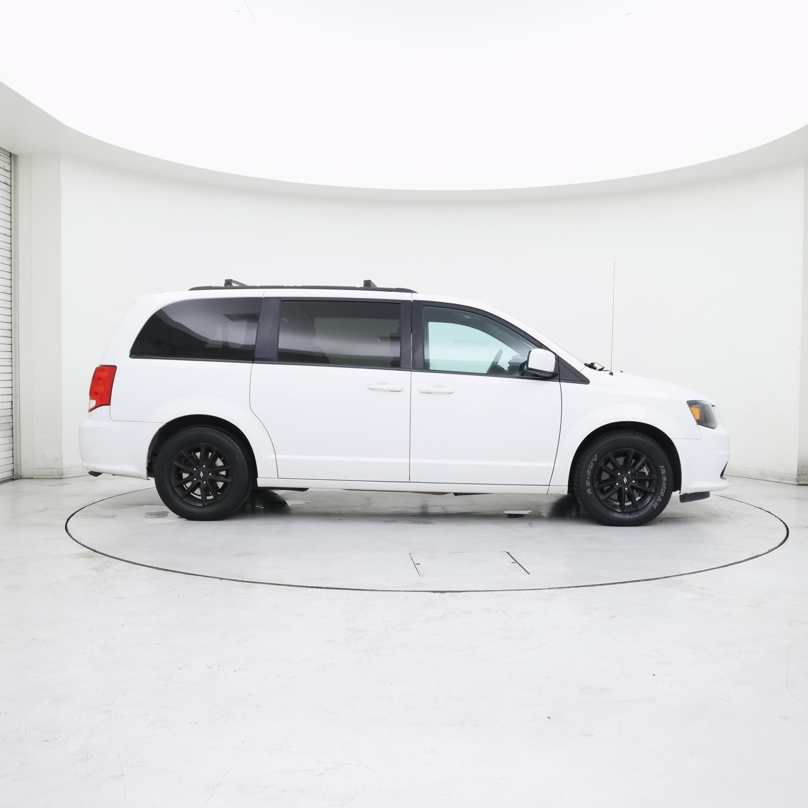 Thumbnail: 2019 Dodge Grand Caravan - 7