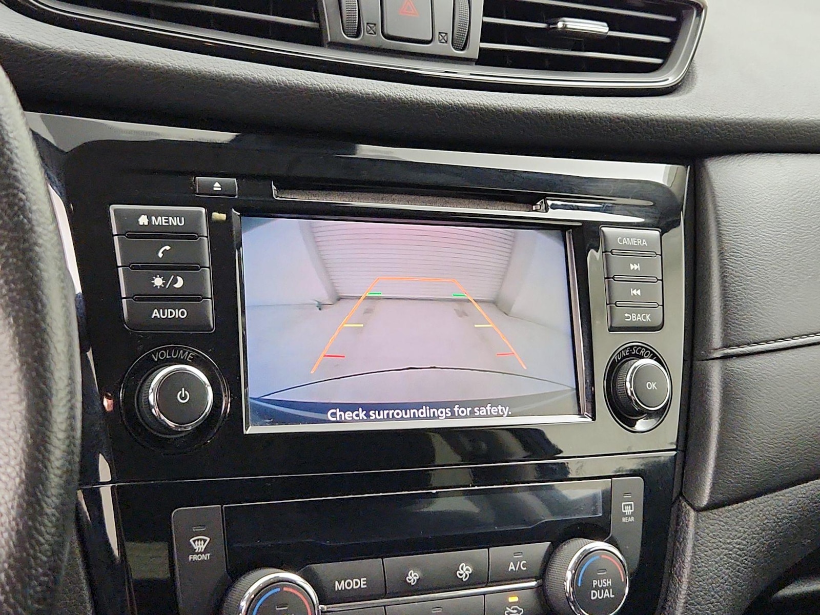 2019 Nissan Rogue SV - Photo 15