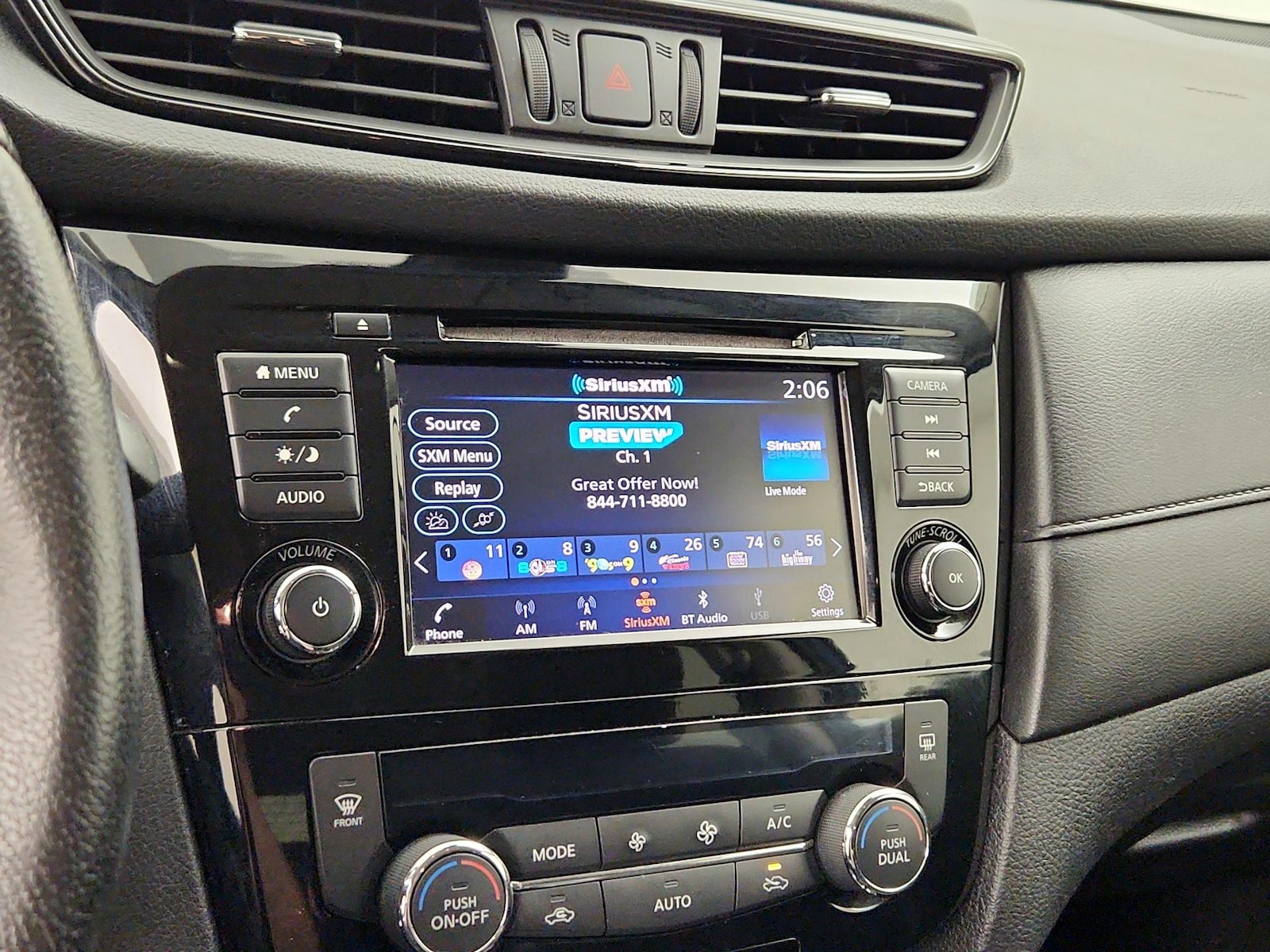 2019 Nissan Rogue SV - Photo 16