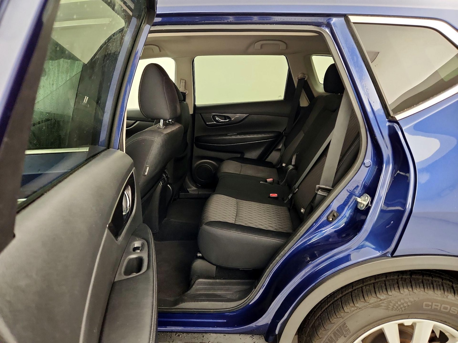 2019 Nissan Rogue SV - Photo 20