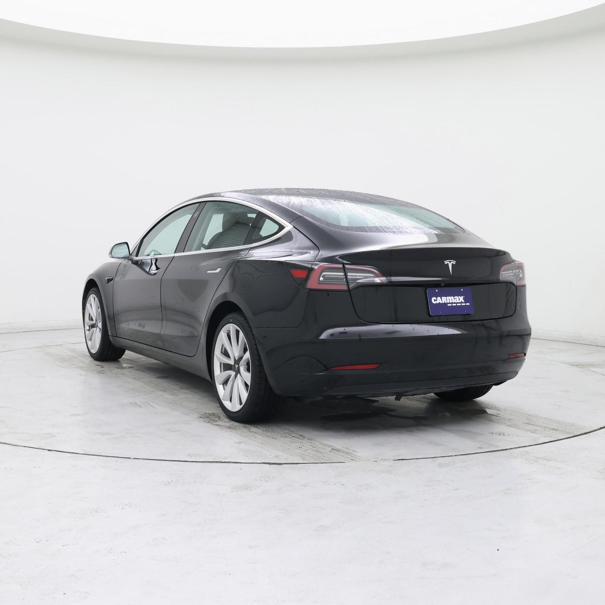 Thumbnail: 2019 Tesla Model 3 - 2