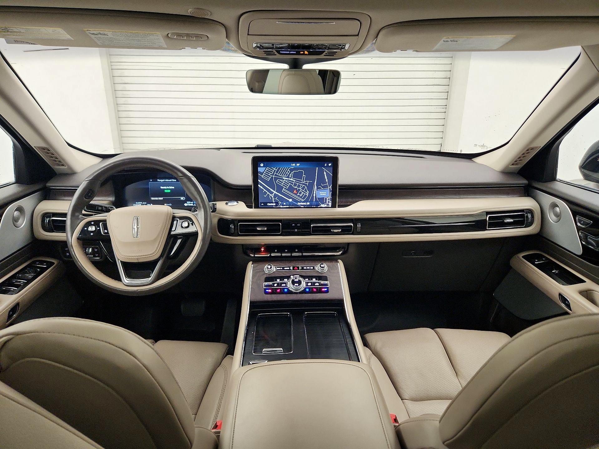 Thumbnail: 2020 Lincoln Aviator - 9