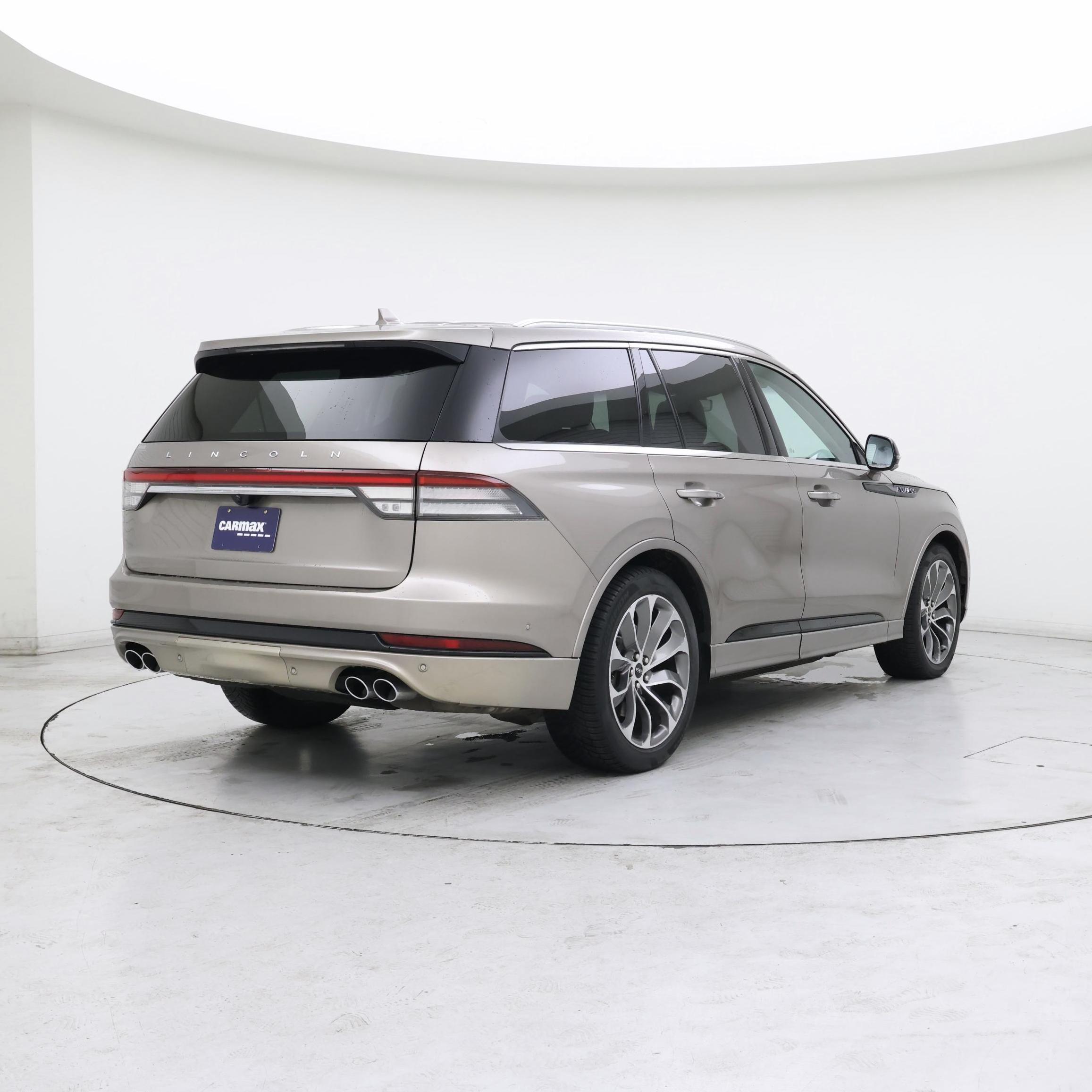 Thumbnail: 2020 Lincoln Aviator - 8