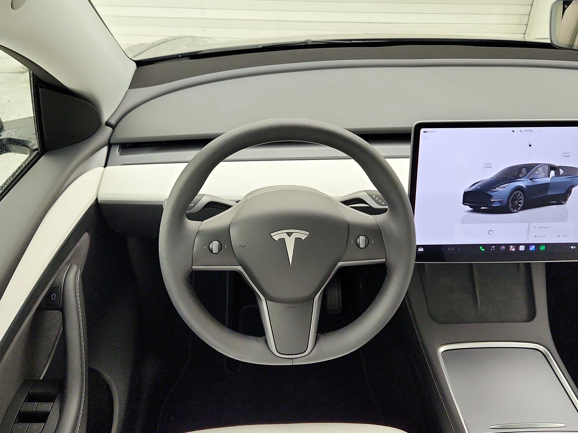 Thumbnail: 2024 Tesla Model Y - 10