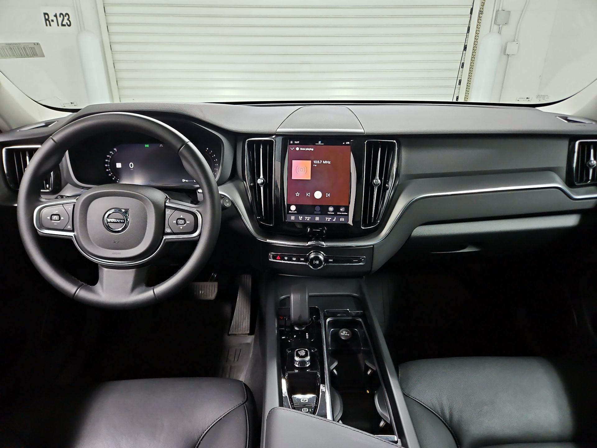 Thumbnail: 2024 Volvo XC60 - 9