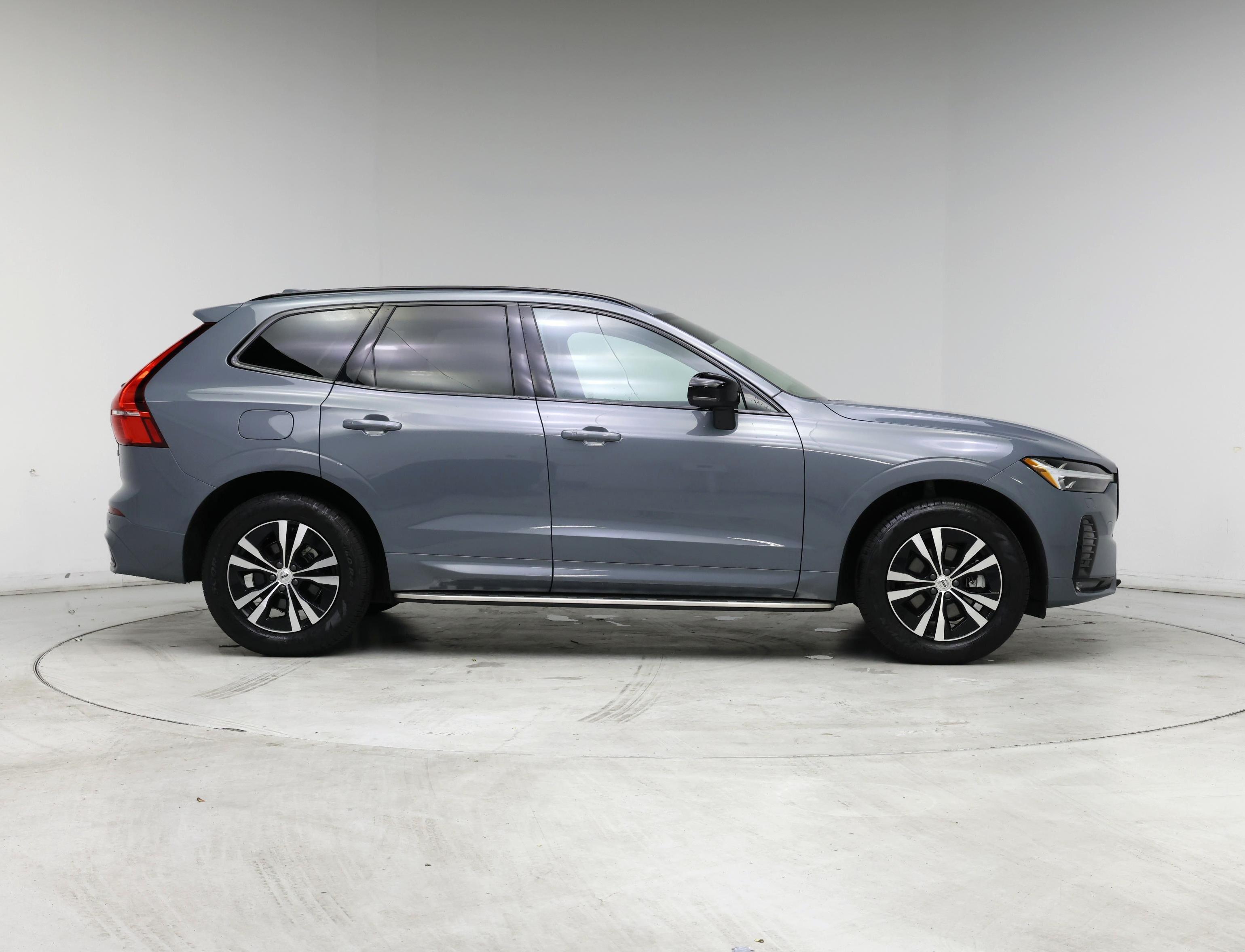 Thumbnail: 2024 Volvo XC60 - 7