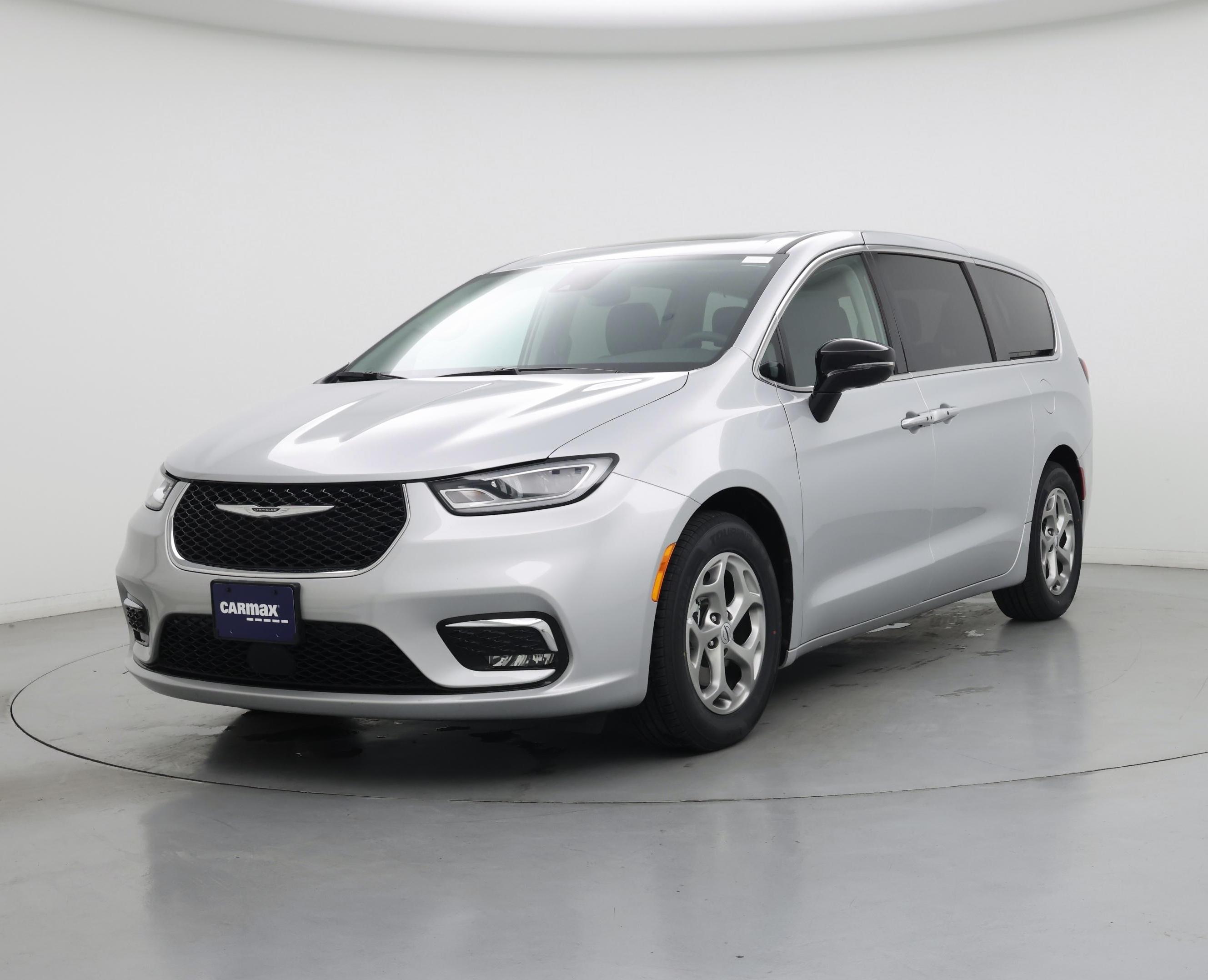 Thumbnail: 2024 Chrysler Pacifica - 4