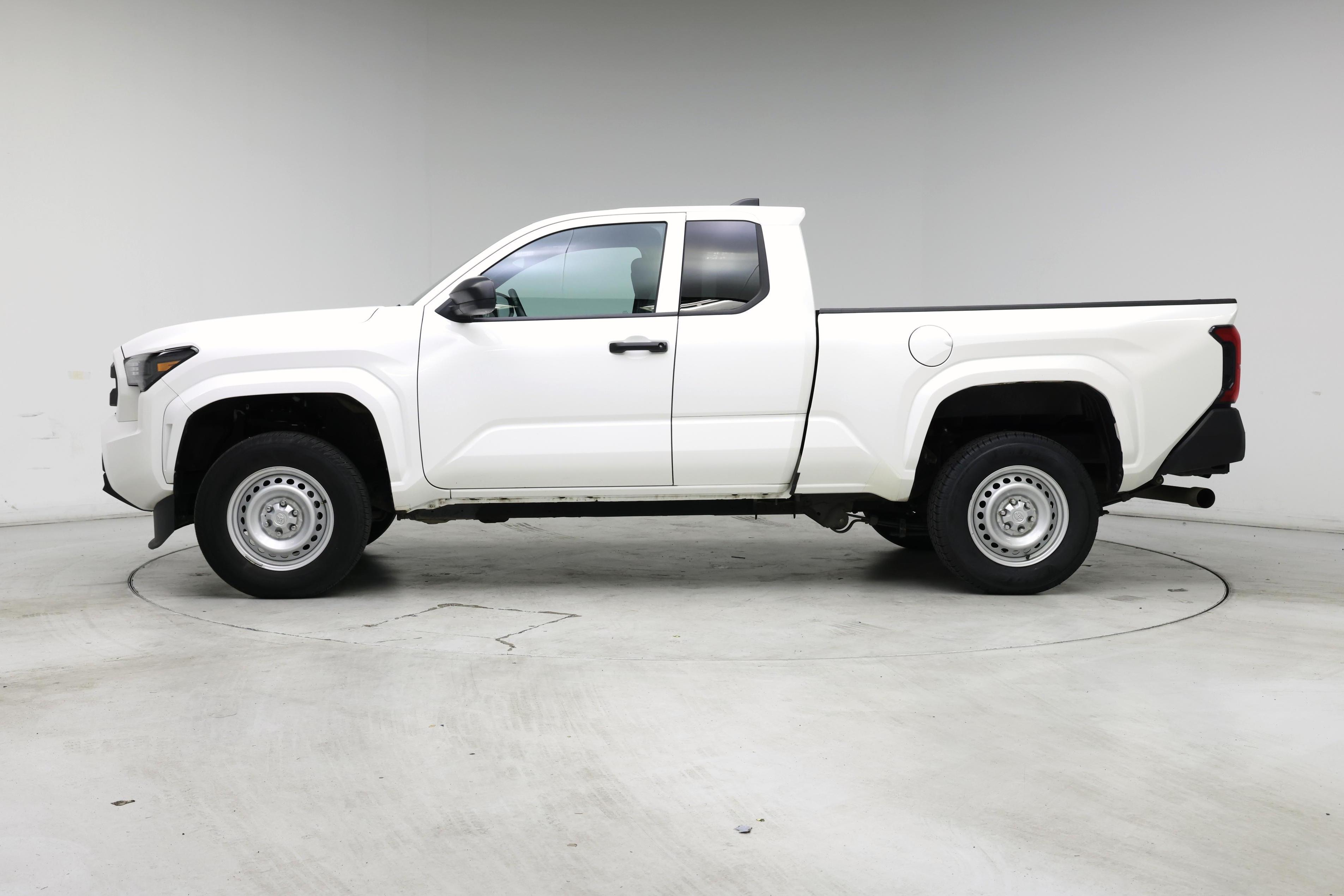 Thumbnail: 2024 Toyota Tacoma - 3