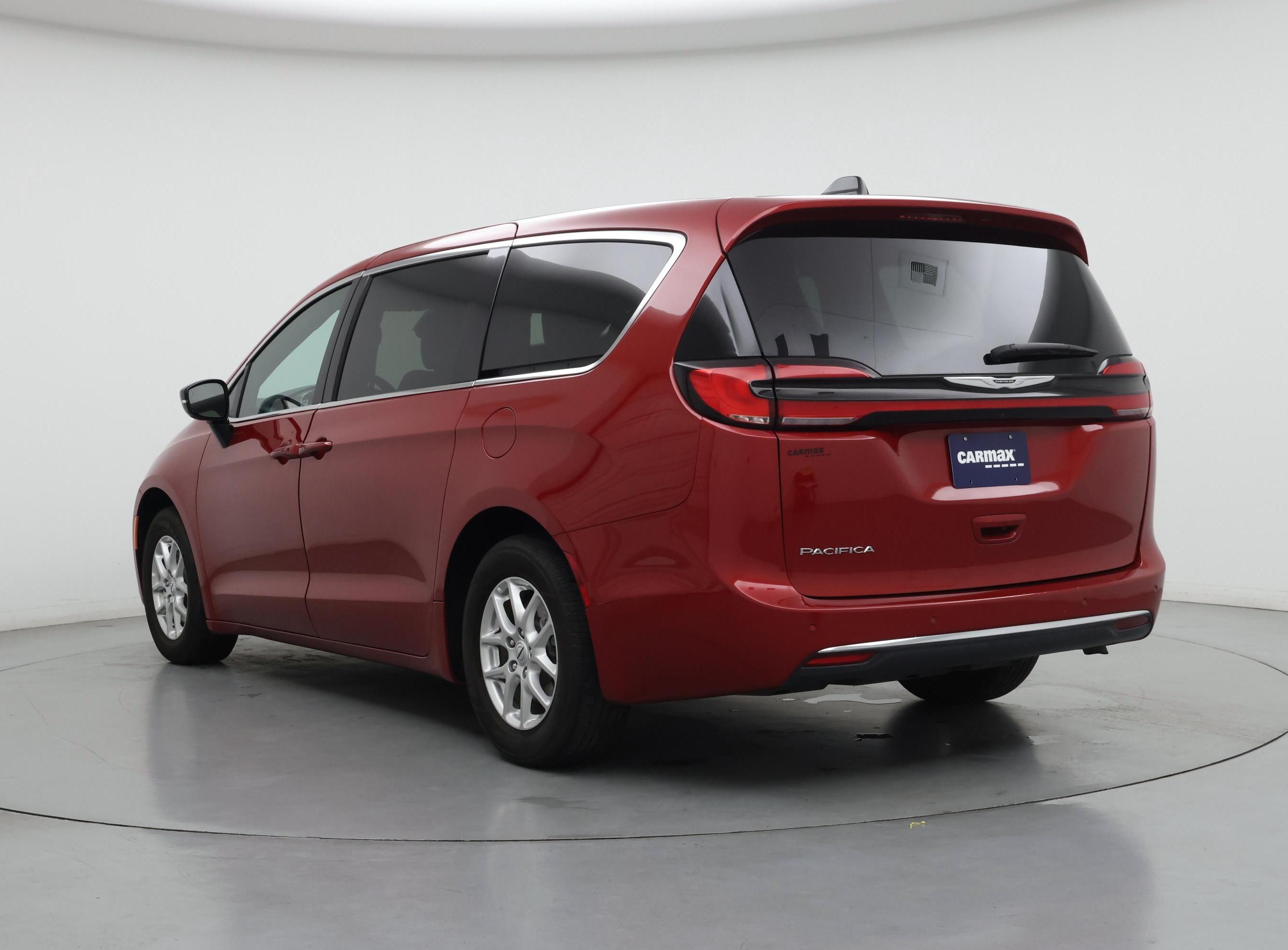 Thumbnail: 2025 Chrysler Pacifica - 2
