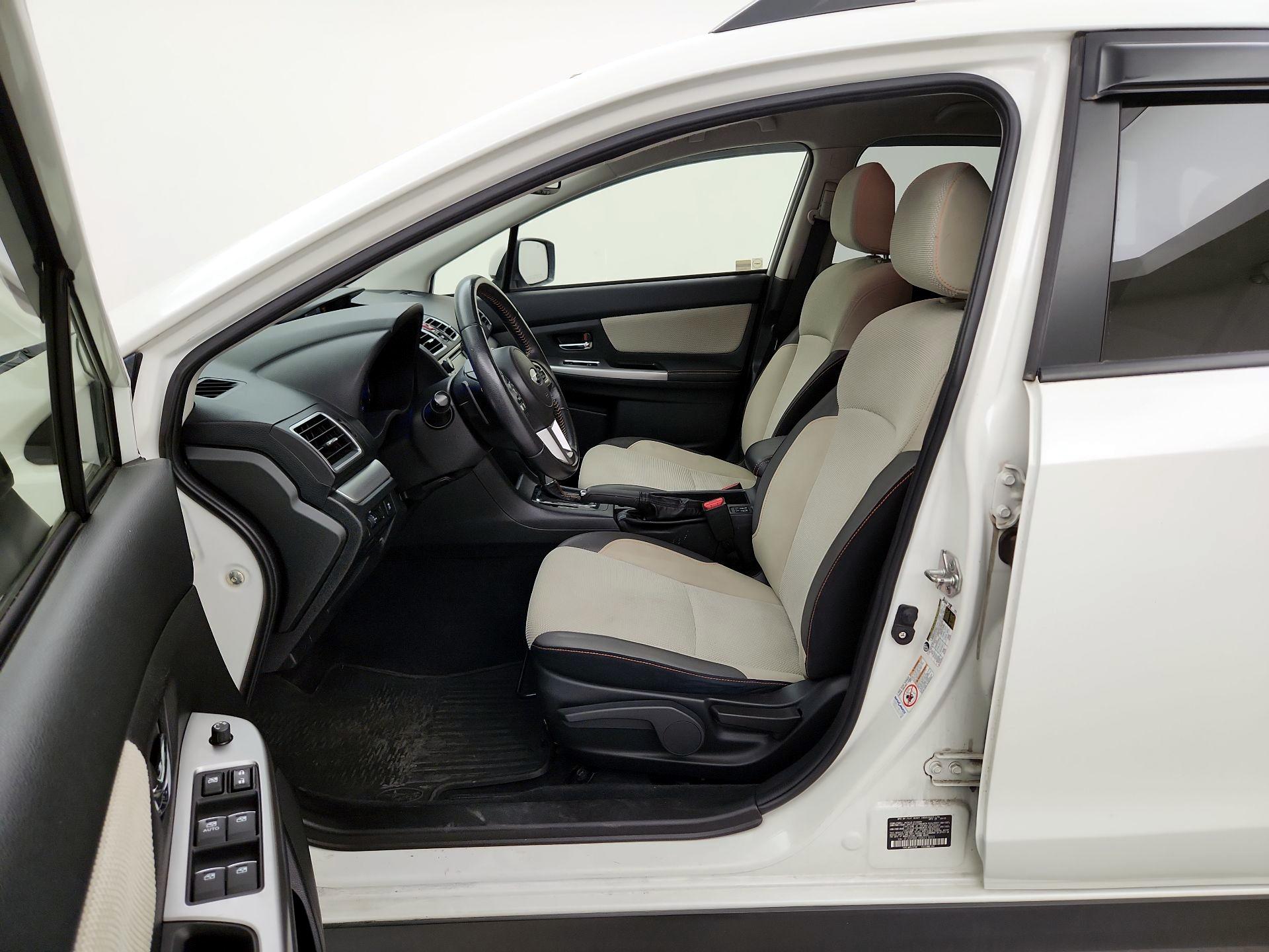Thumbnail: 2016 Subaru XV Crosstrek - 11