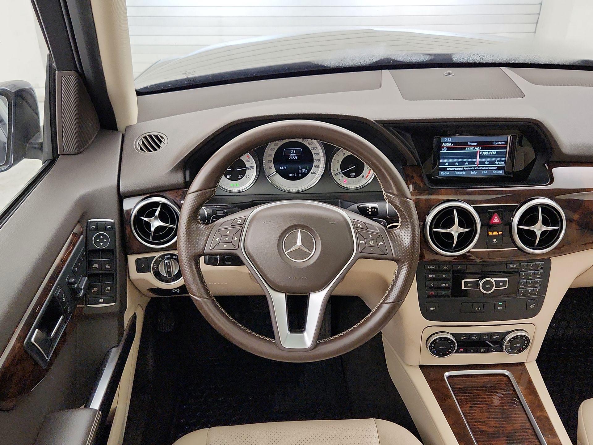 Thumbnail: 2015 Mercedes-Benz GLK - 10