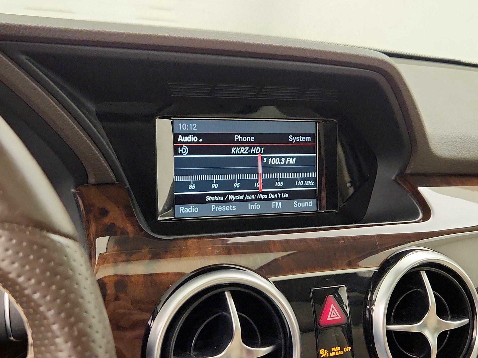 Thumbnail: 2015 Mercedes-Benz GLK - 14