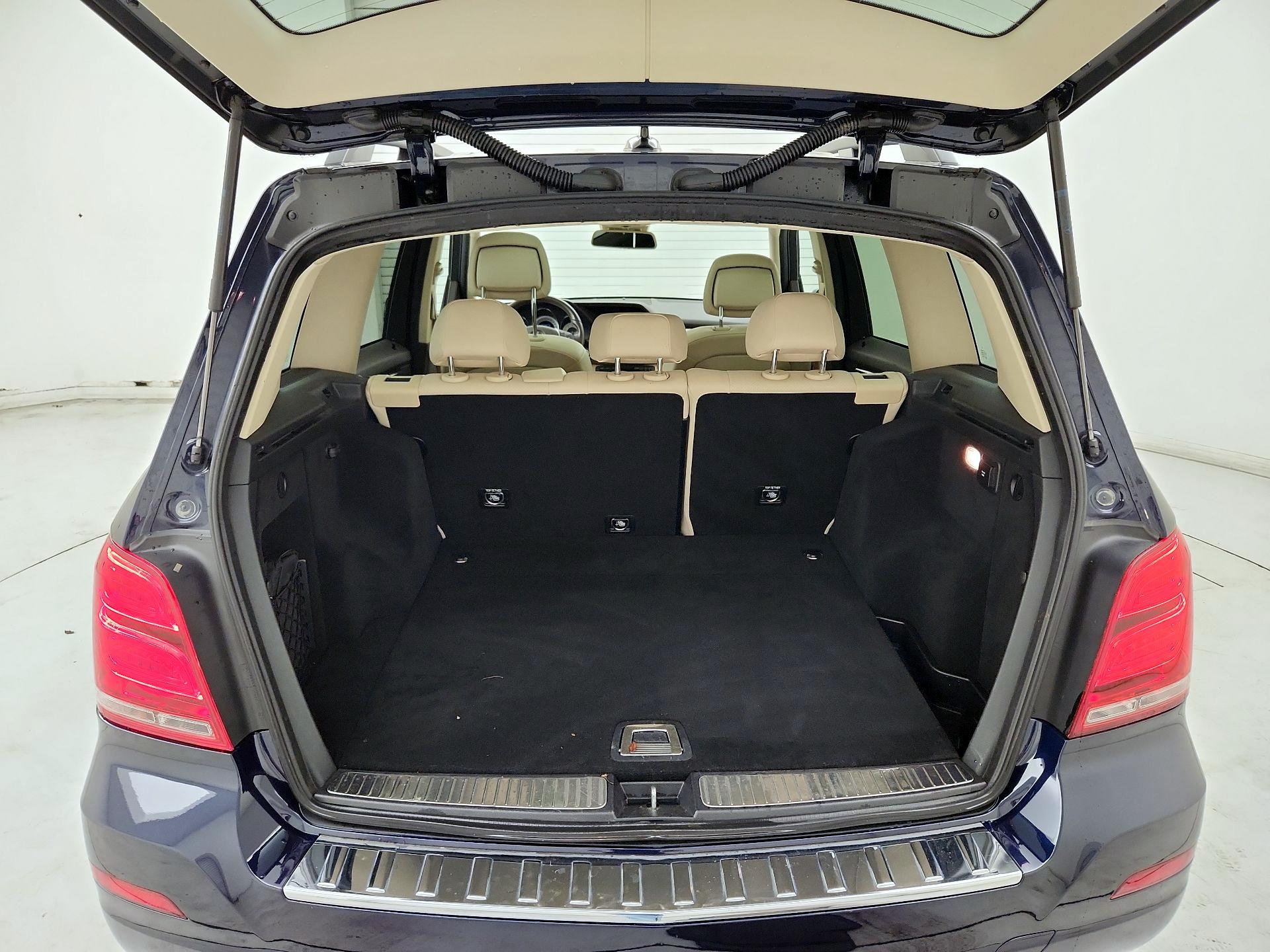 Thumbnail: 2015 Mercedes-Benz GLK - 20