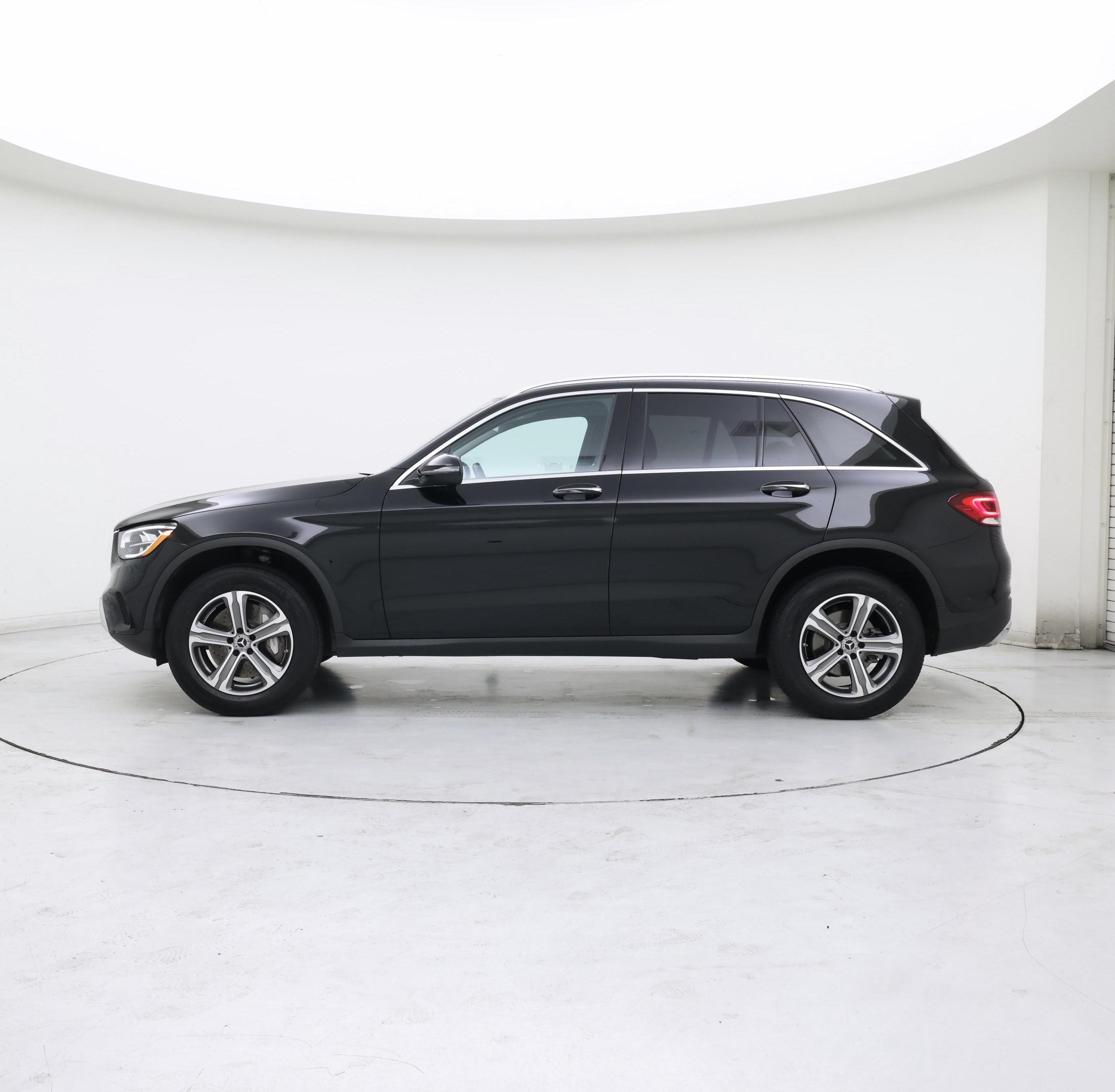 Thumbnail: 2022 Mercedes-Benz GLC - 3