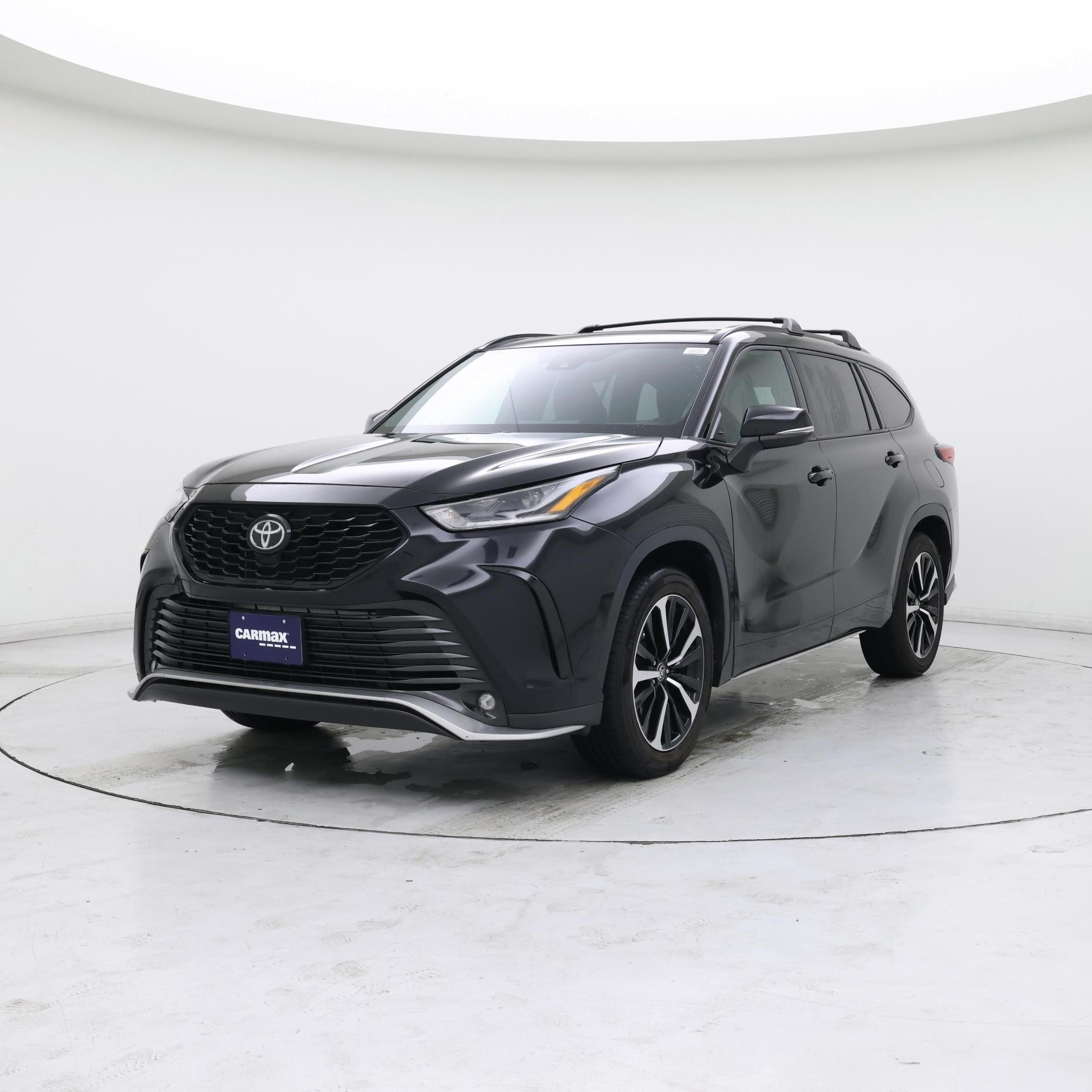 Thumbnail: 2021 Toyota Highlander - 4