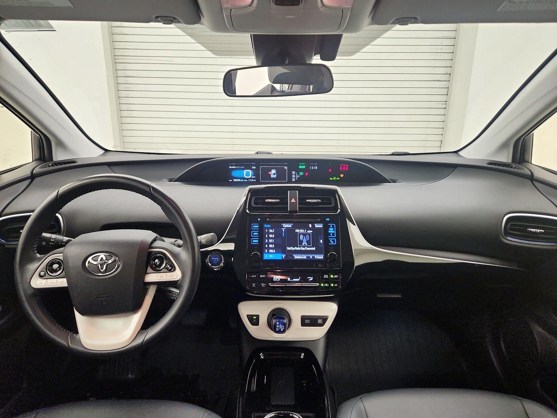 Thumbnail: 2018 Toyota Prius - 9