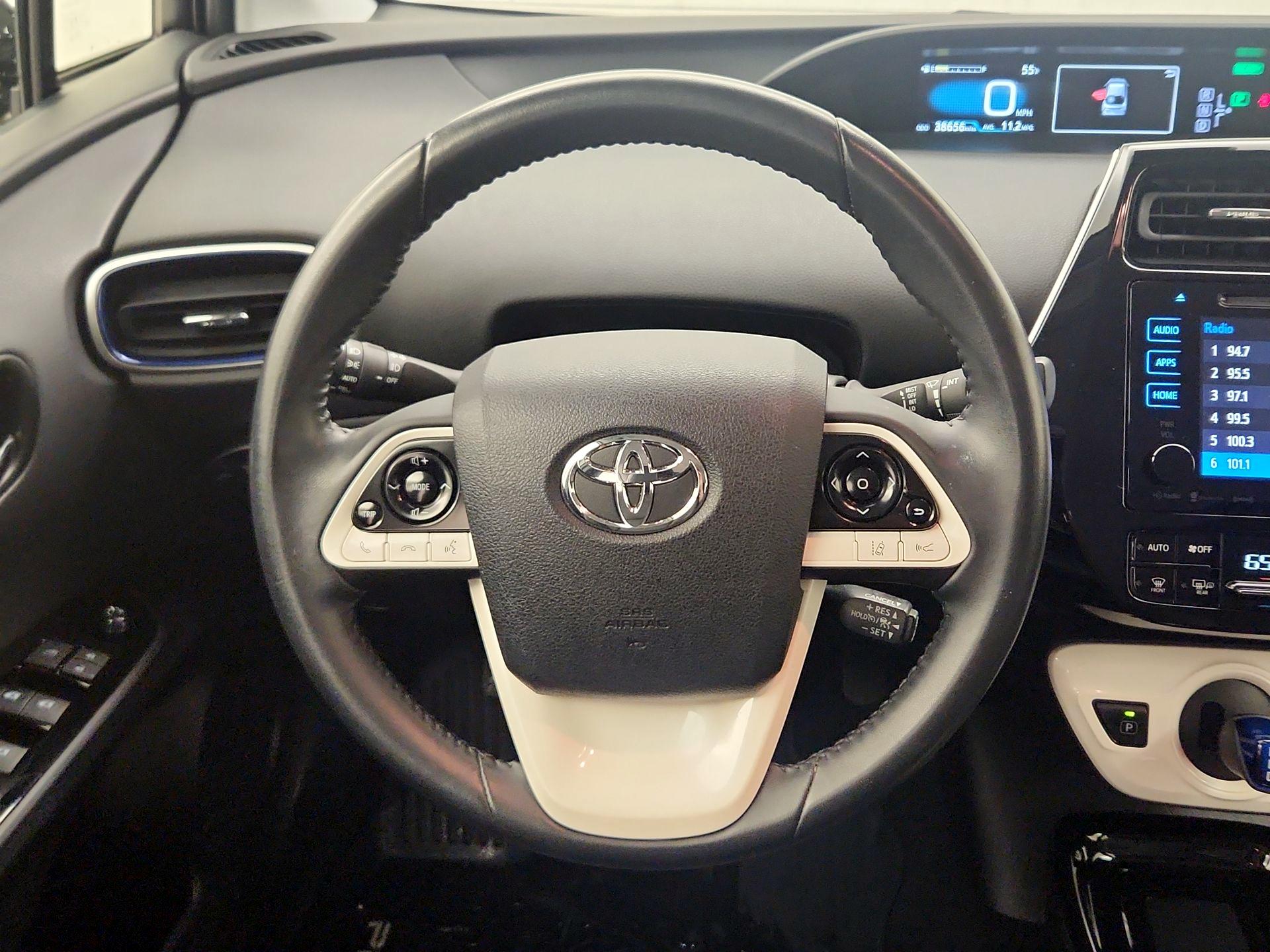 Thumbnail: 2018 Toyota Prius - 10