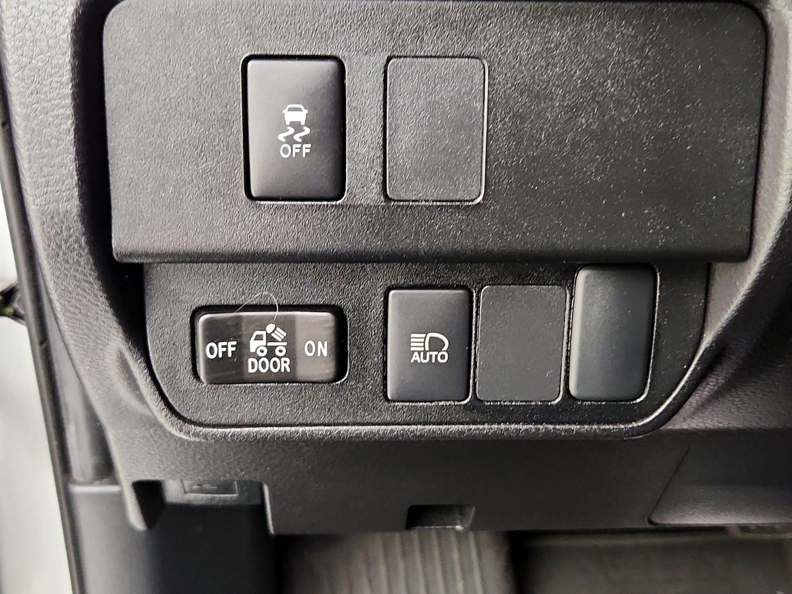 2023 Toyota Tacoma SR5 - Photo 14