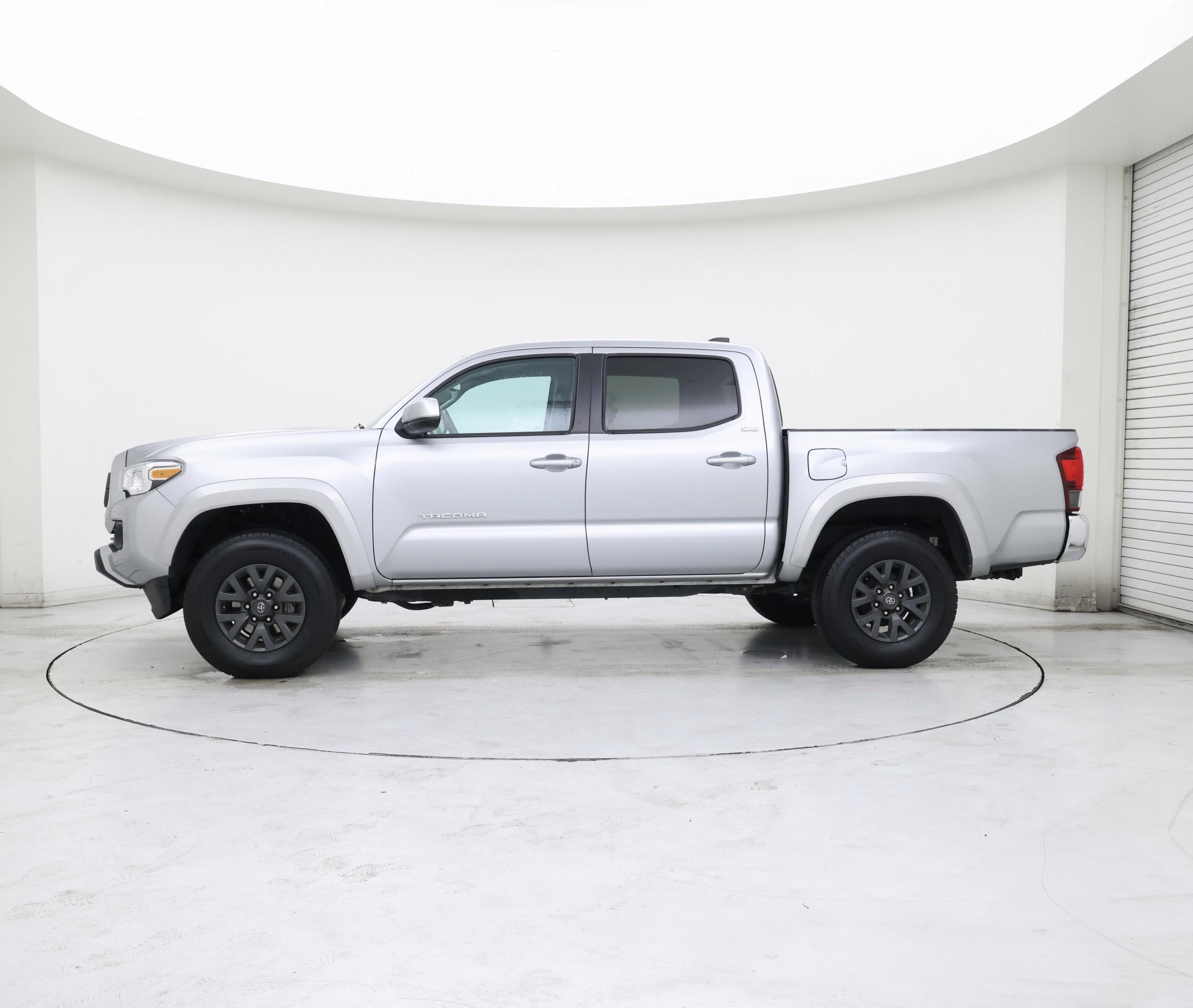 Thumbnail: 2023 Toyota Tacoma - 3