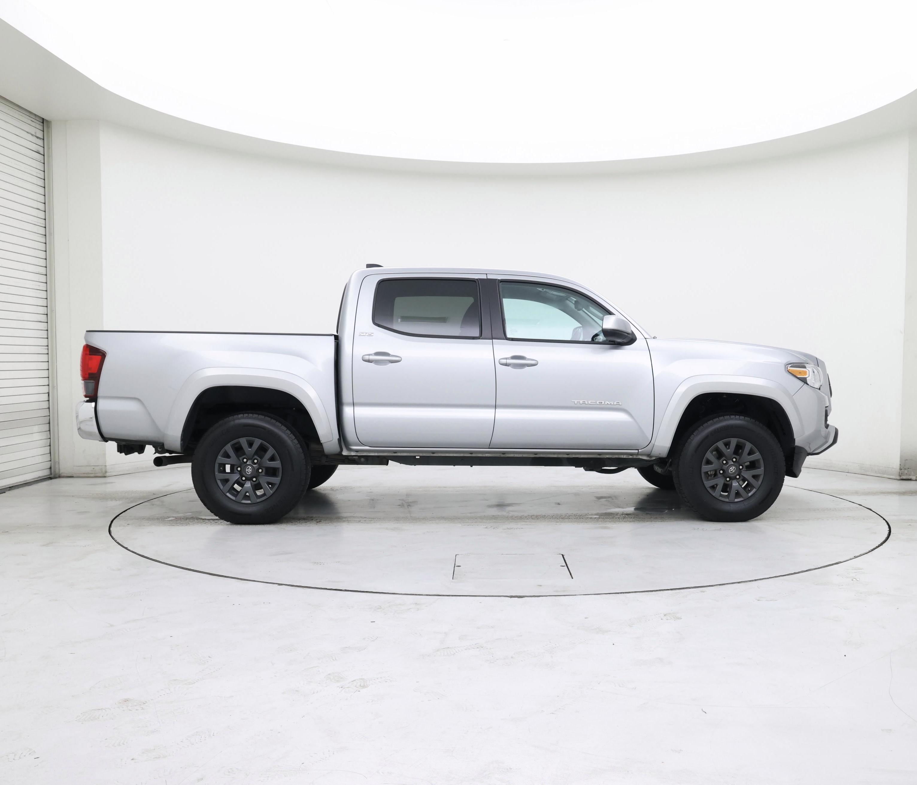 Thumbnail: 2023 Toyota Tacoma - 7