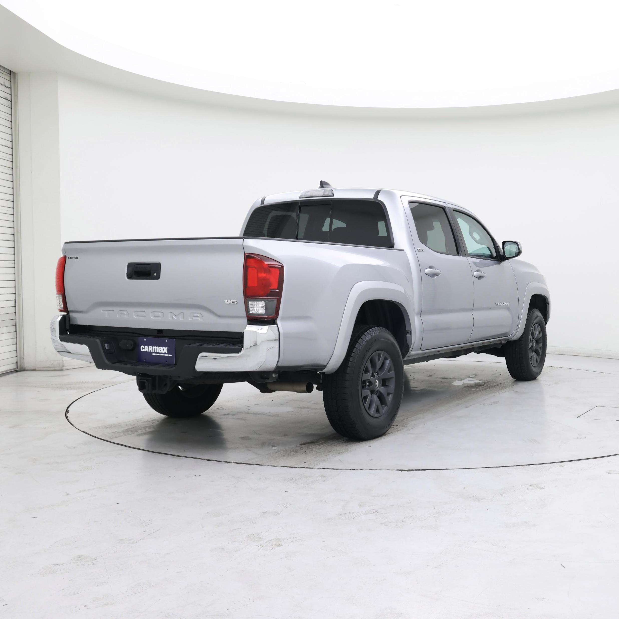 Thumbnail: 2023 Toyota Tacoma - 8