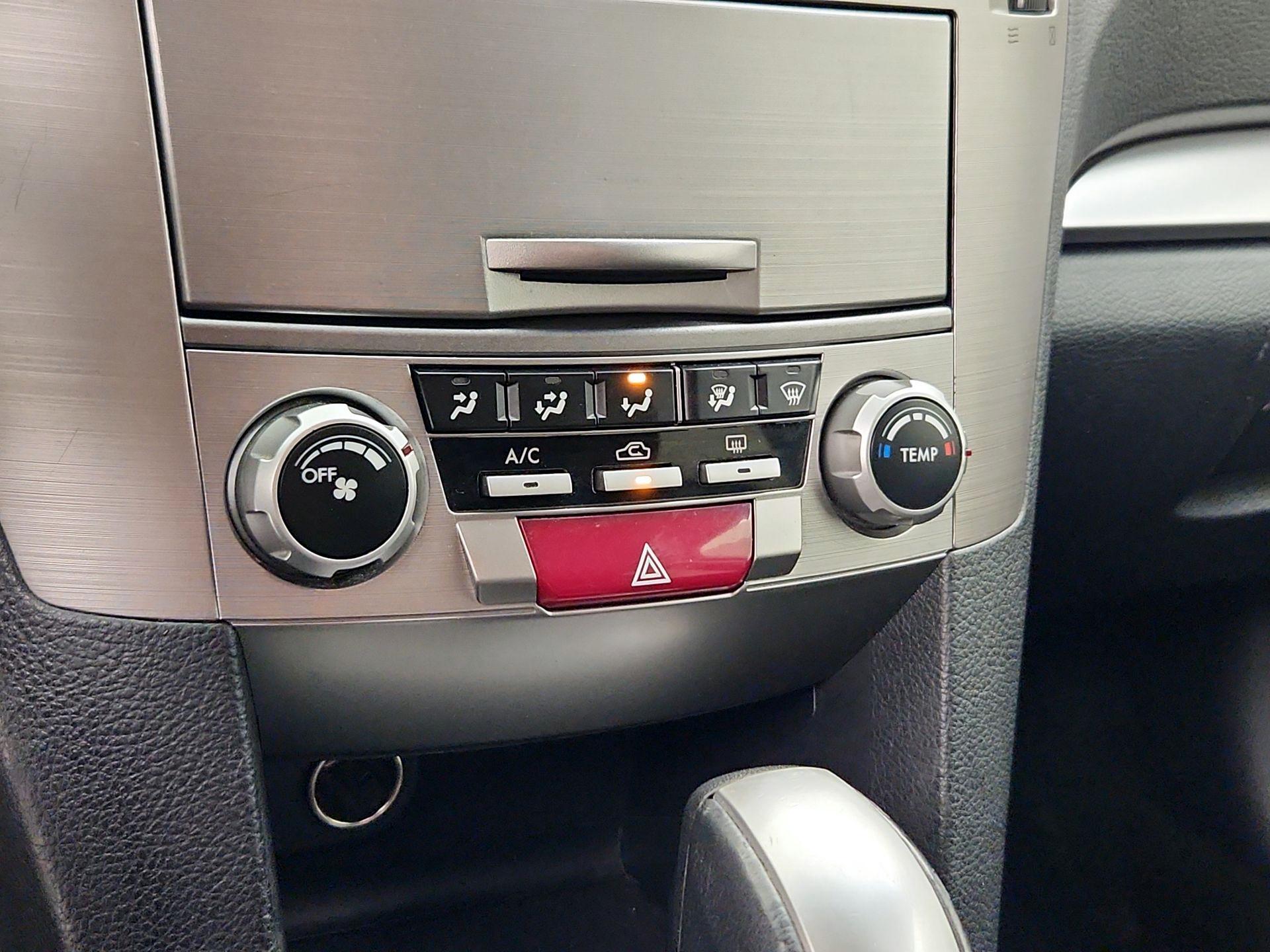 Thumbnail: 2014 Subaru Outback - 15