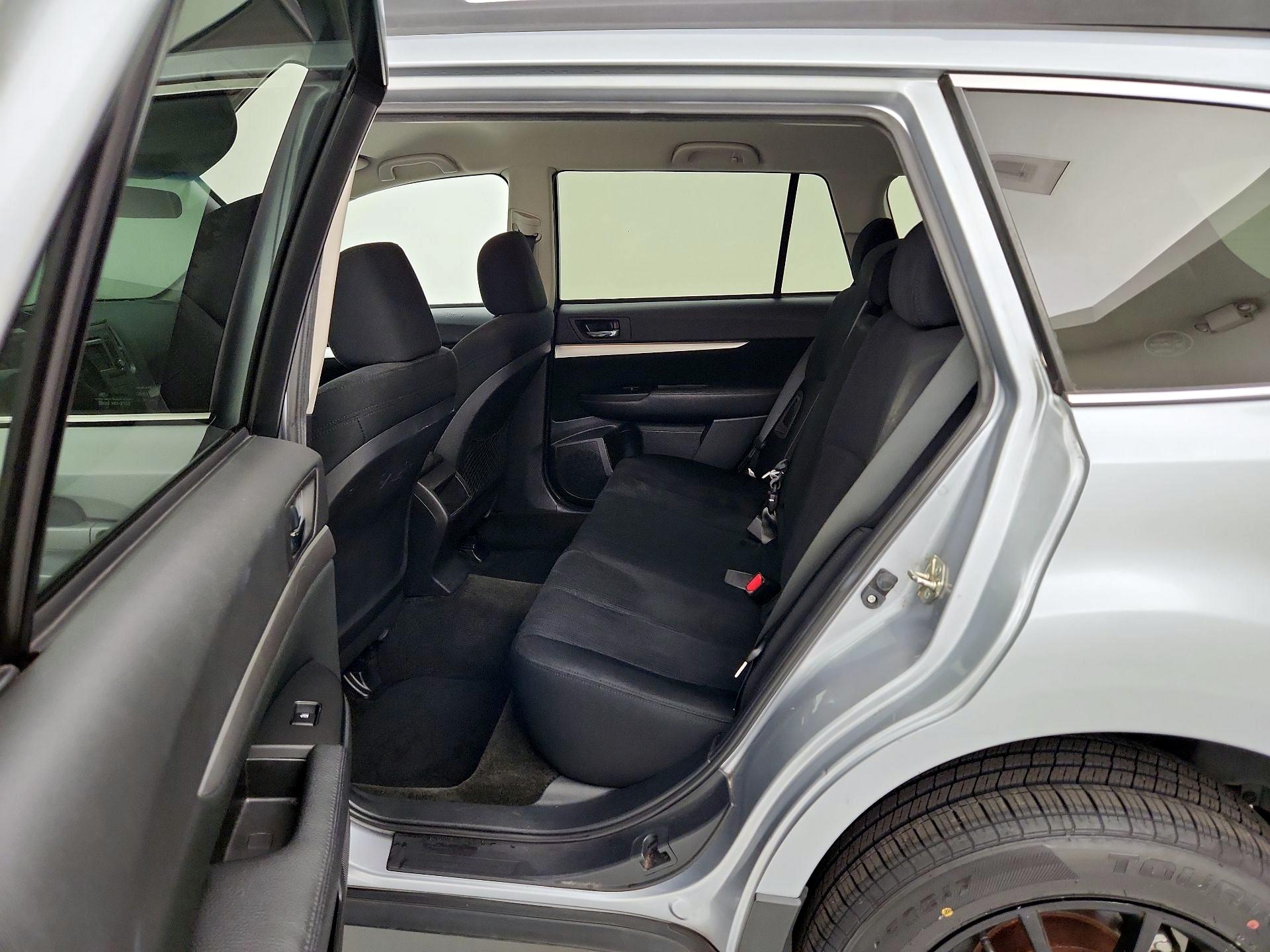 Thumbnail: 2014 Subaru Outback - 18