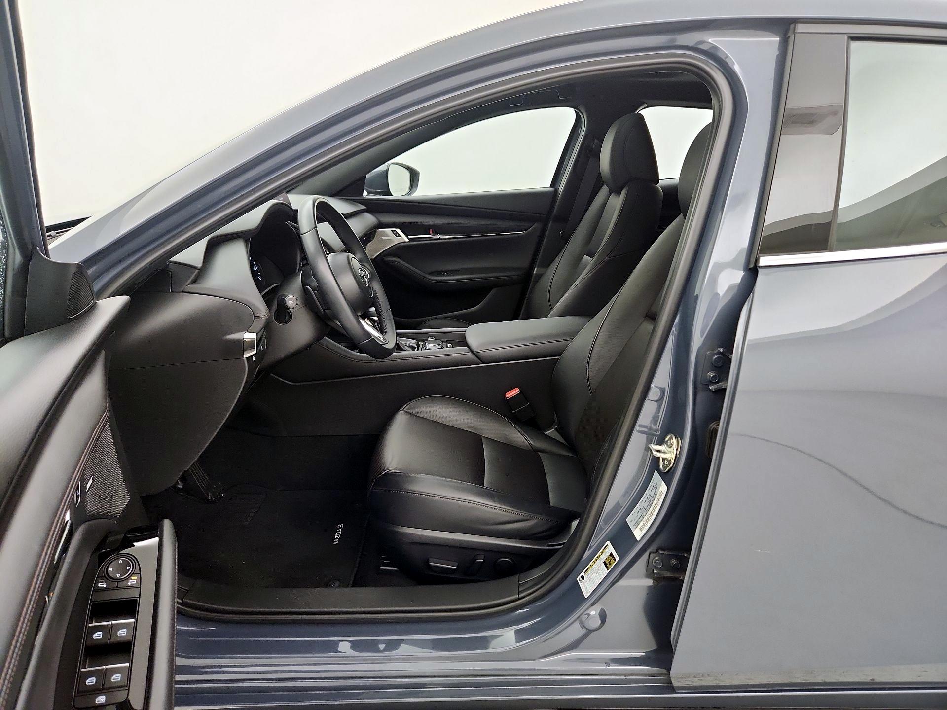 Thumbnail: 2020 Mazda Mazda3 - 11