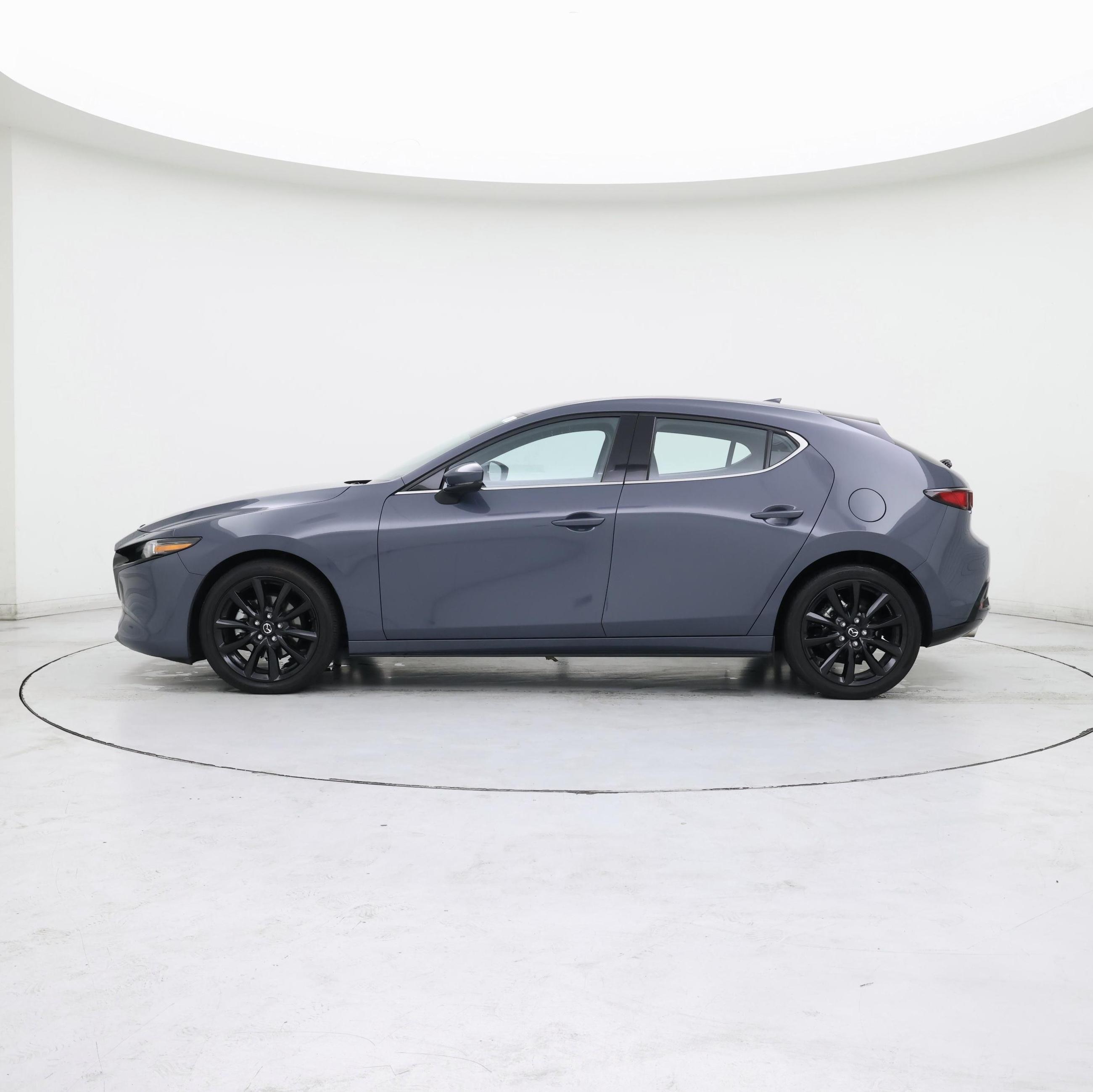Thumbnail: 2020 Mazda Mazda3 - 3