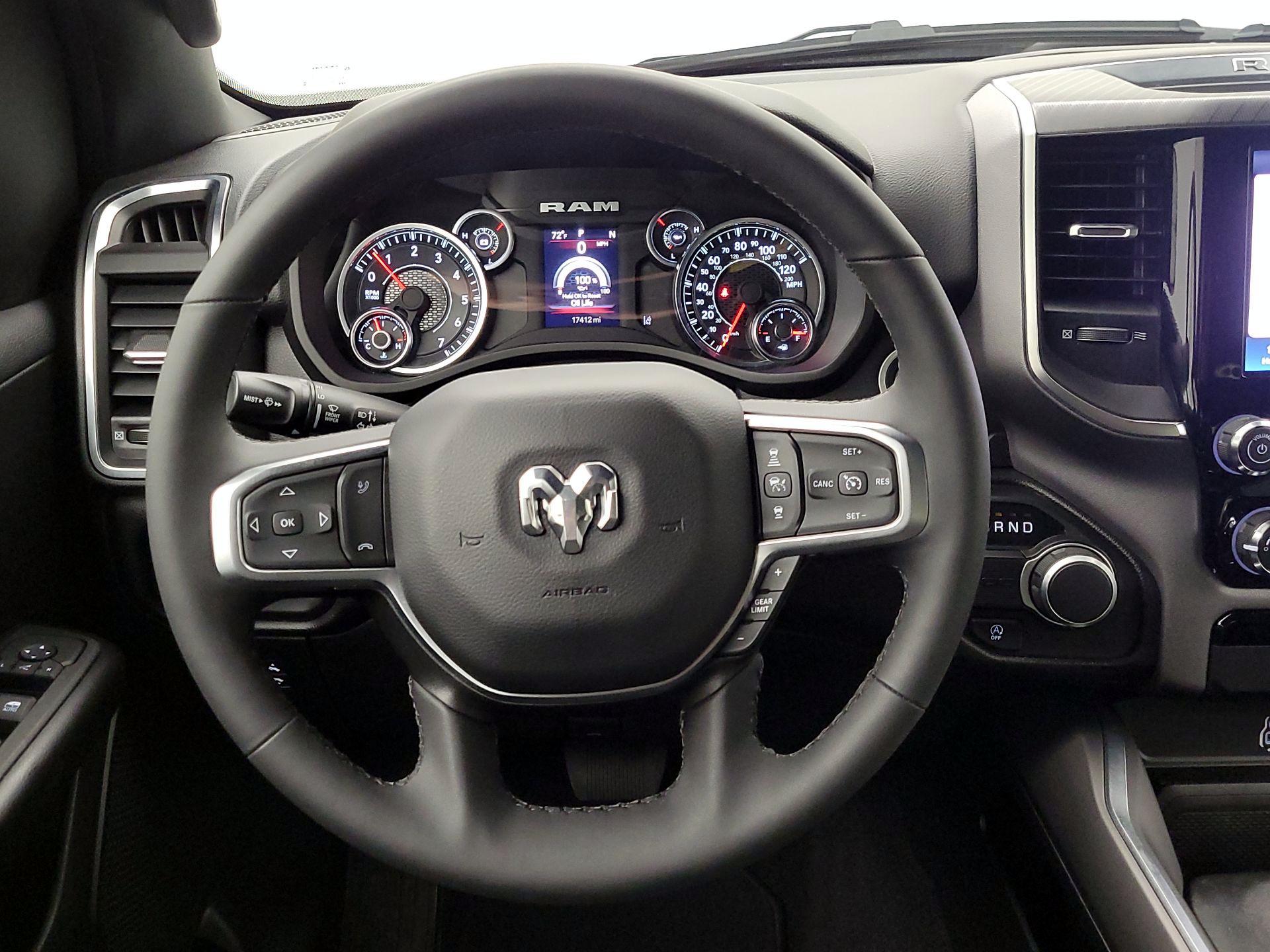 Thumbnail: 2025 RAM 1500 - 10