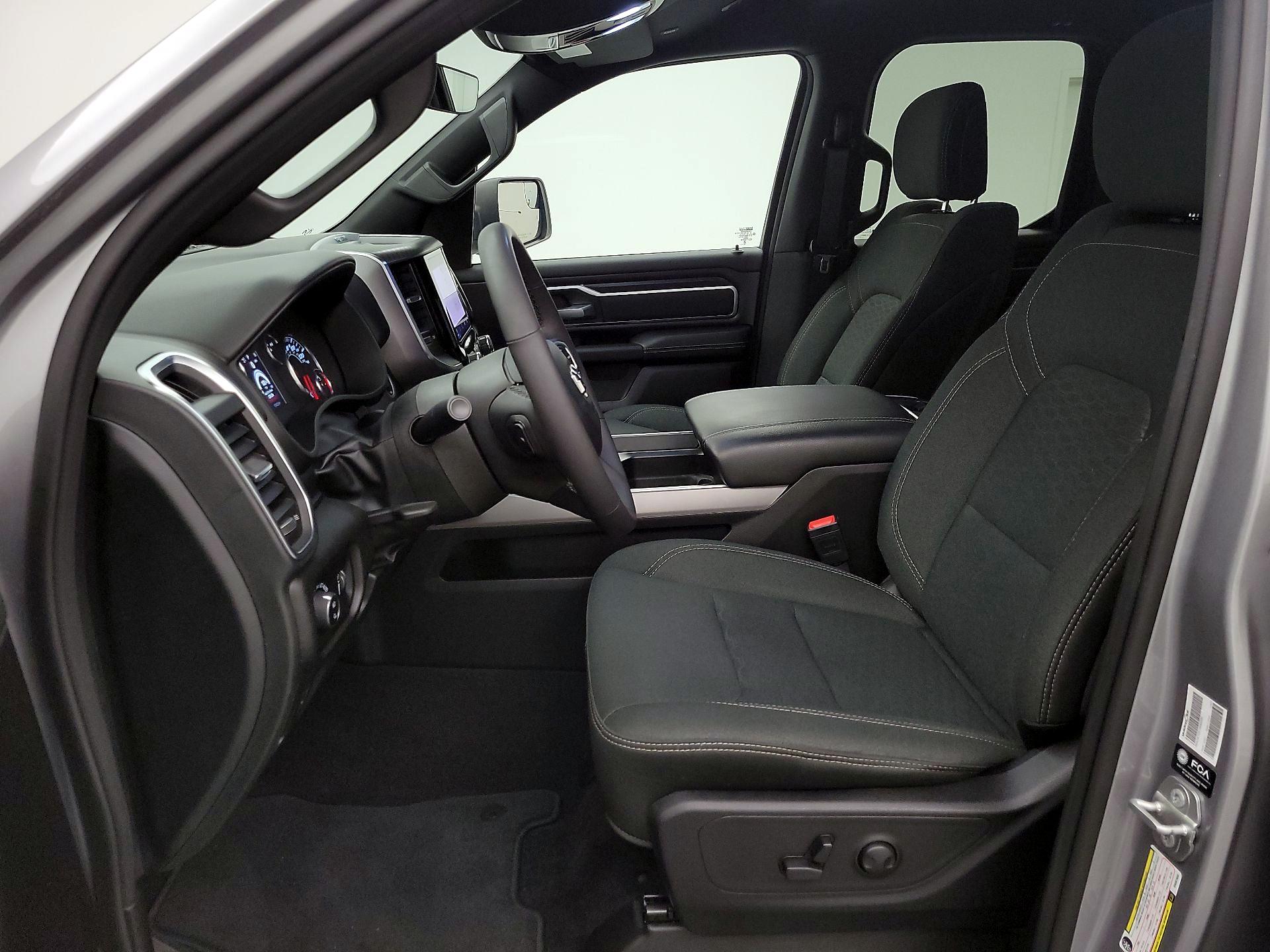 Thumbnail: 2025 RAM 1500 - 11
