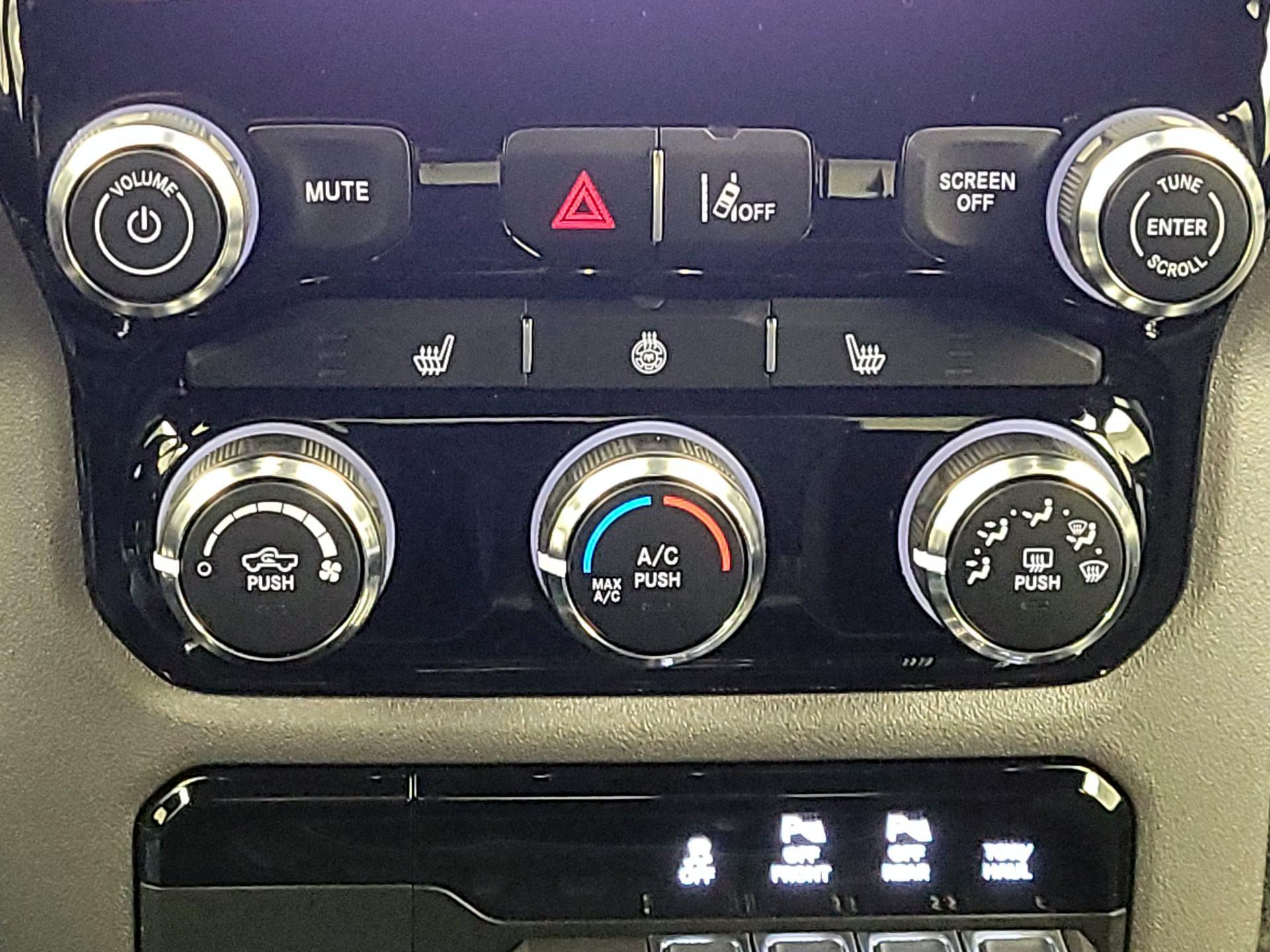 Thumbnail: 2025 RAM 1500 - 16