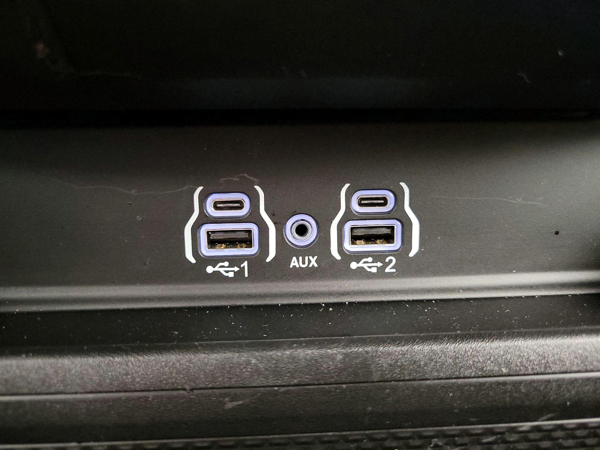 Thumbnail: 2025 RAM 1500 - 18