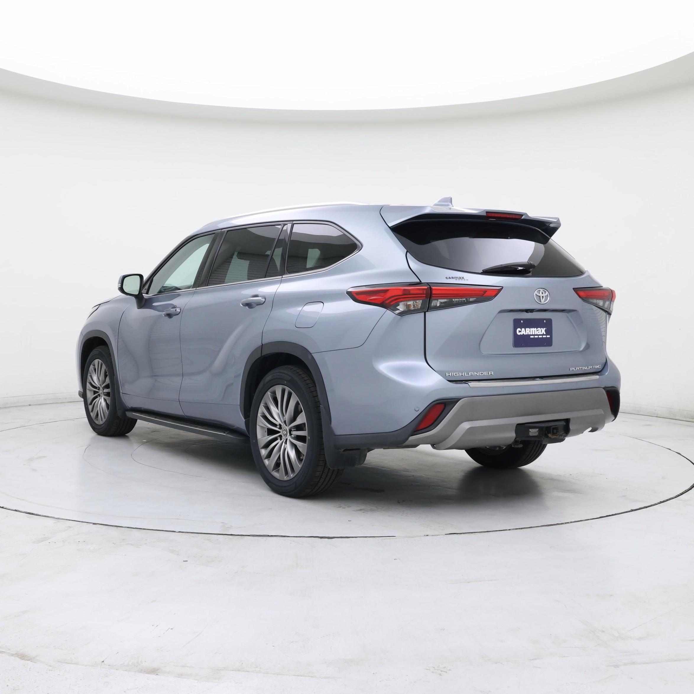 Thumbnail: 2021 Toyota Highlander - 2