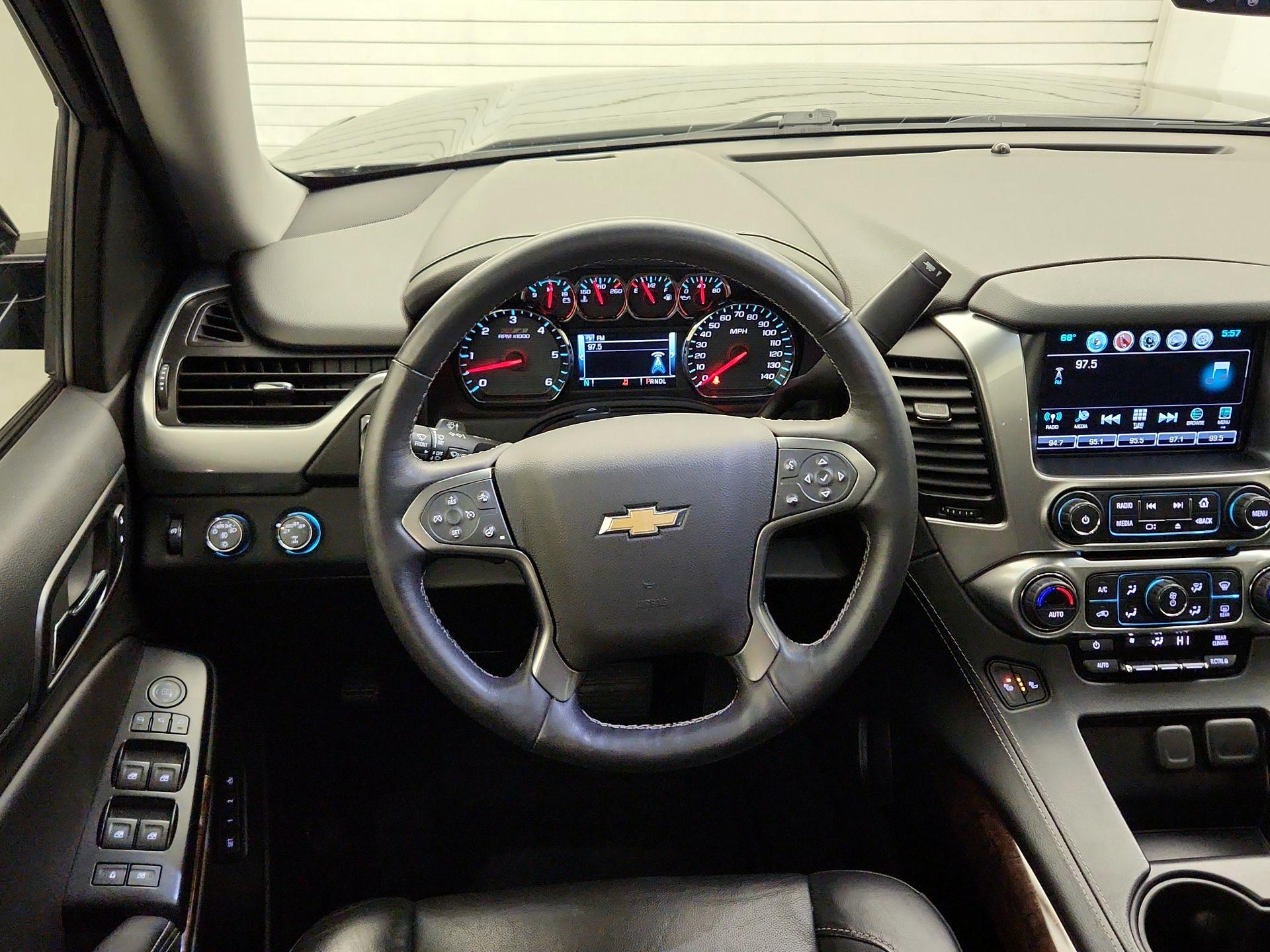 Thumbnail: 2017 Chevrolet Suburban - 10
