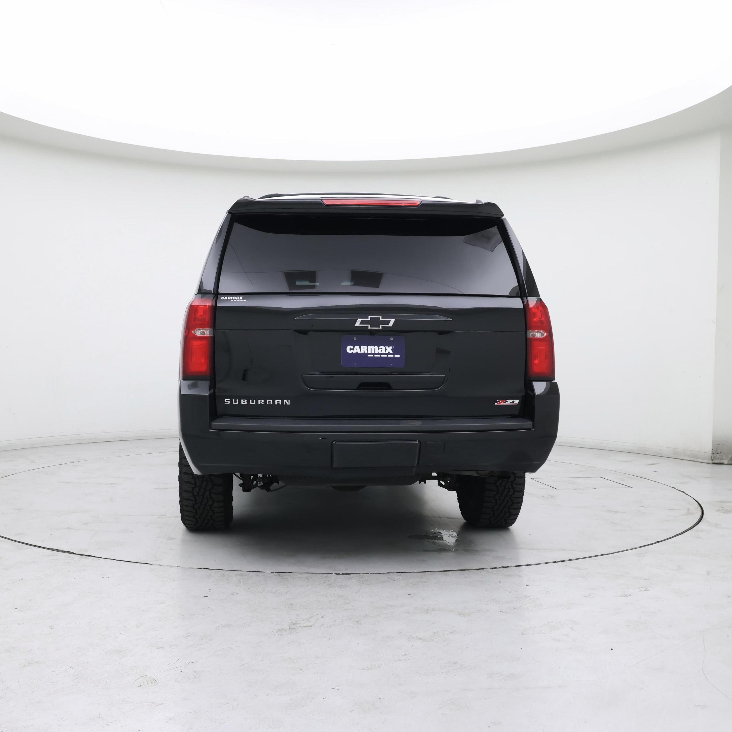 Thumbnail: 2017 Chevrolet Suburban - 6