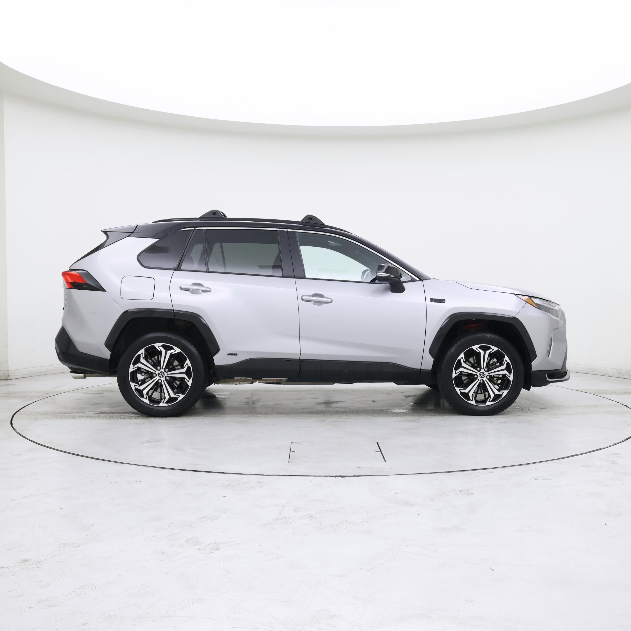 Thumbnail: 2023 Toyota RAV4 - 7