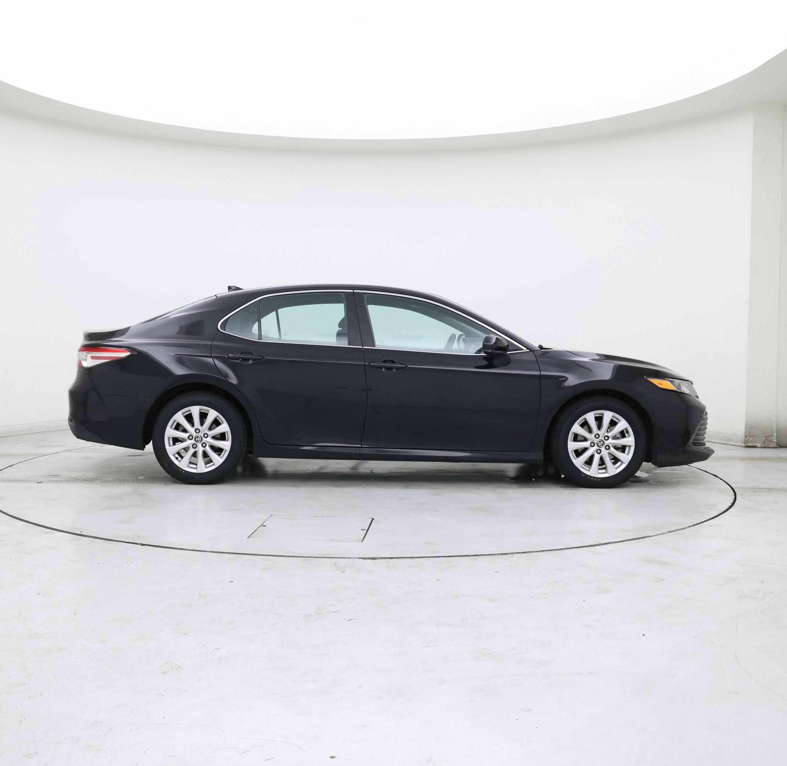 Thumbnail: 2020 Toyota Camry - 7